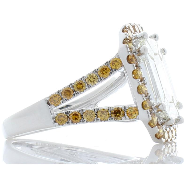 Women's 3.70 Carat Emerald Cut Diamond & Fancy Yellow Diamond Cocktail Ring In 18 K Gold