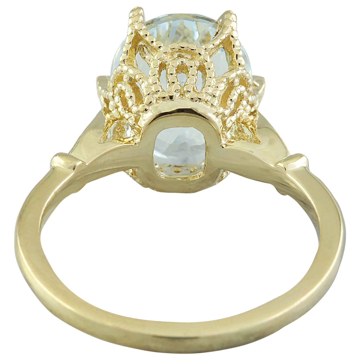 3.70 Carat Natural Aquamarine 14 Karat Solid Yellow Gold Diamond Ring In New Condition For Sale In Los Angeles, CA