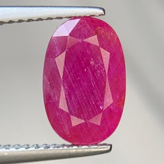 3,70 Karat Natürlicher Rosa Rubin, Ovalschliff Unerhitzt Loser Edelstein aus Mosambik