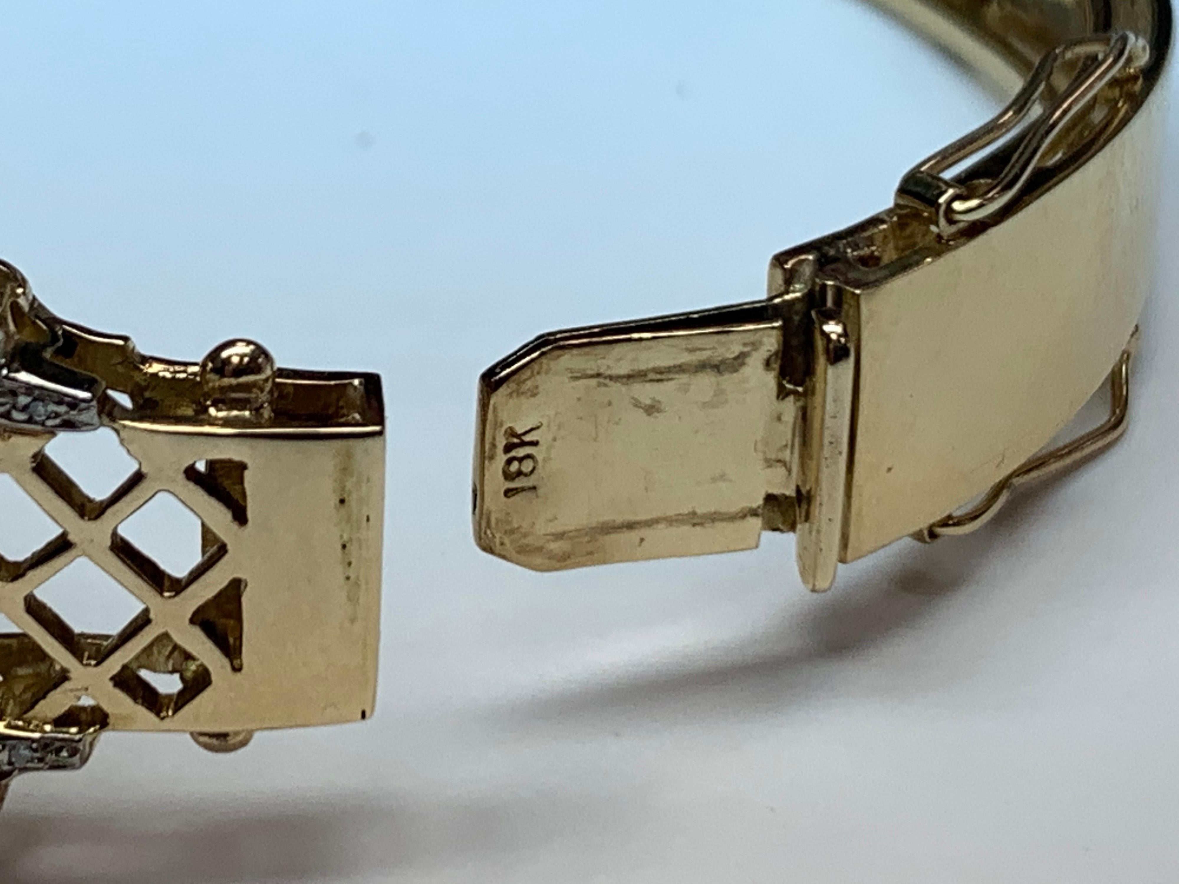 Bracelet rétro en or 3,70 carats avec émeraudes vertes naturelles et diamants, c. 1970 en vente 5