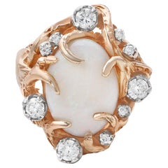 Anillo de cóctel de oro amarillo con ópalo blanco etíope y diamantes en cabujón de 3,70 quilates