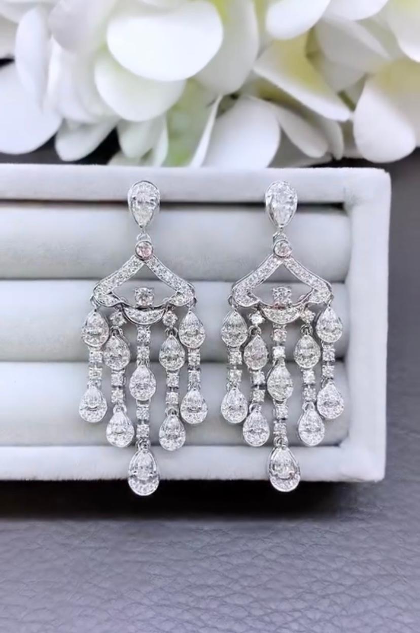 Donna Orecchini con diamanti naturali da 3,70 carati in oro 18 carati in vendita