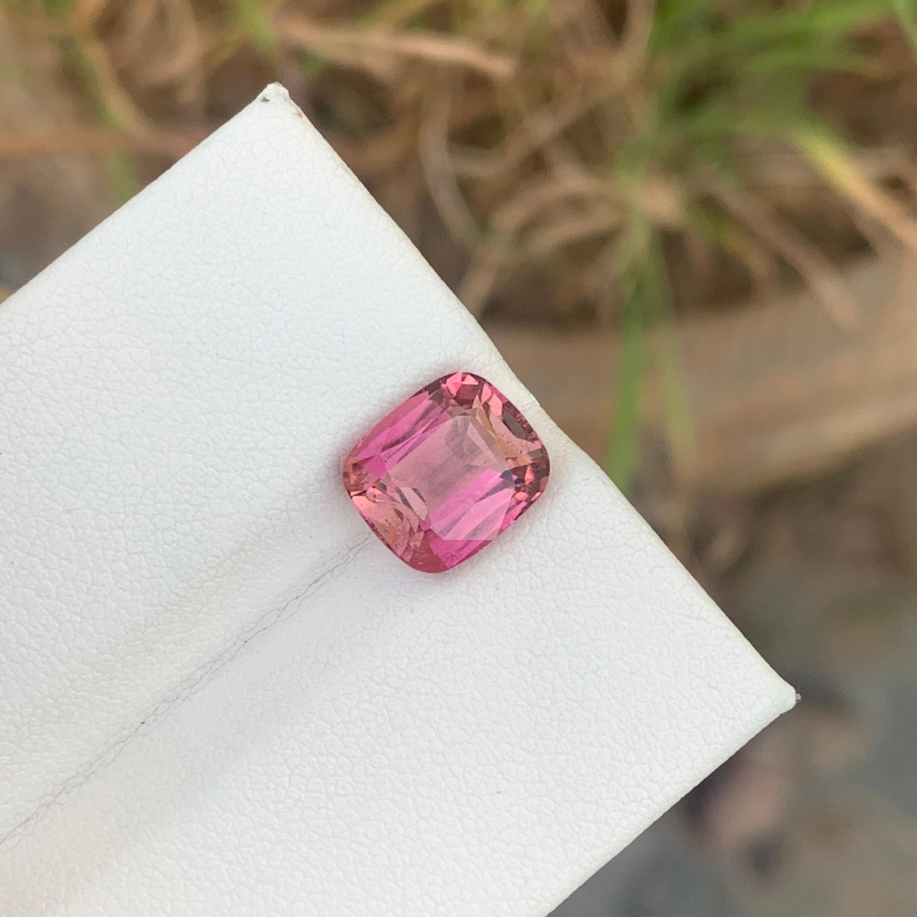 Arts and Crafts 3.70 Carats Natural Loose Pink Tourmaline Peach Color Shade For Ring Jewellery  For Sale
