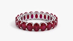 Bague « Eternity » en or blanc 18 carats sertie d'un rubis naturel de 3,70 carats à taille ovale, signée D4U Jewels