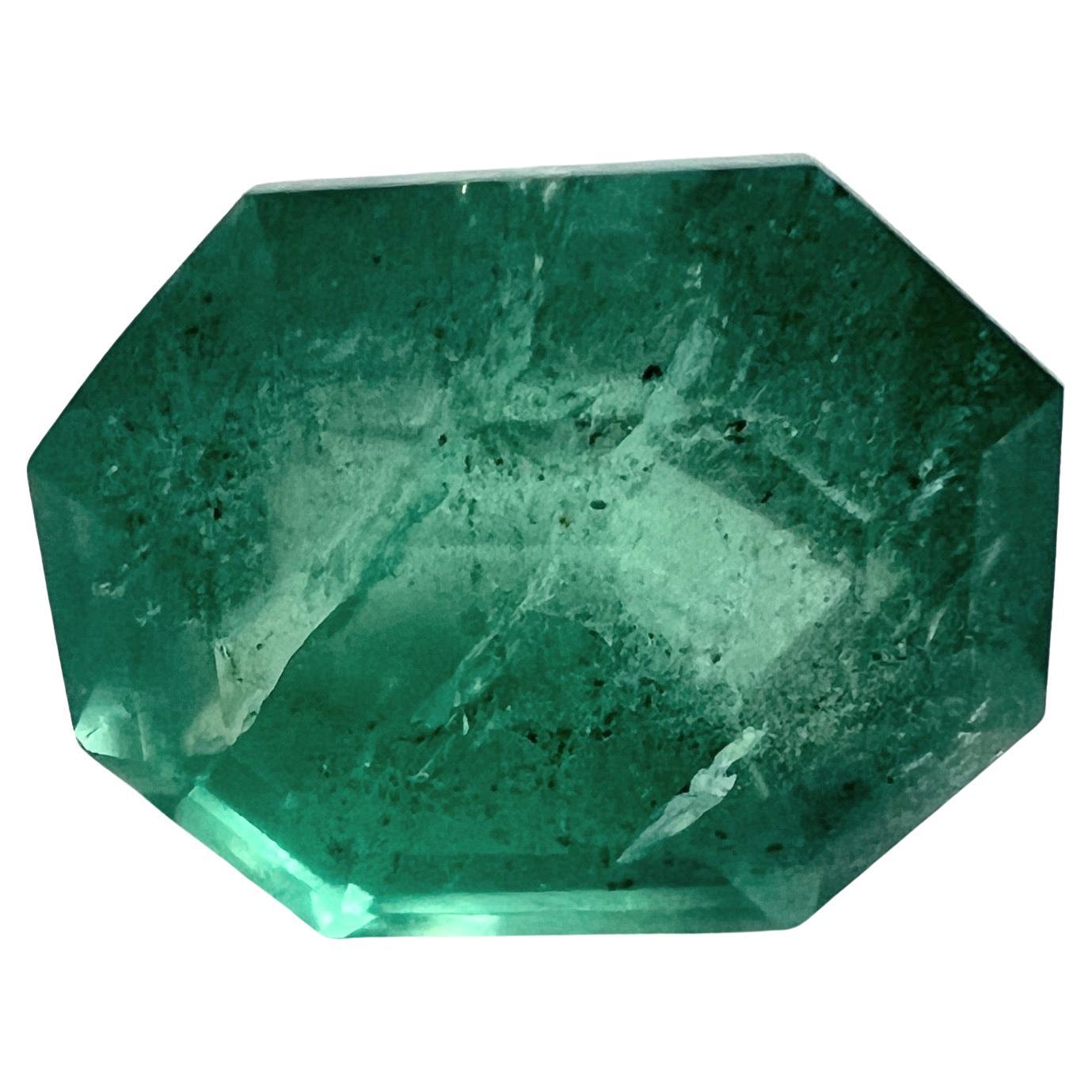 Gema Esmeralda Natural No Aceitada Octágono de 3,70ct en venta