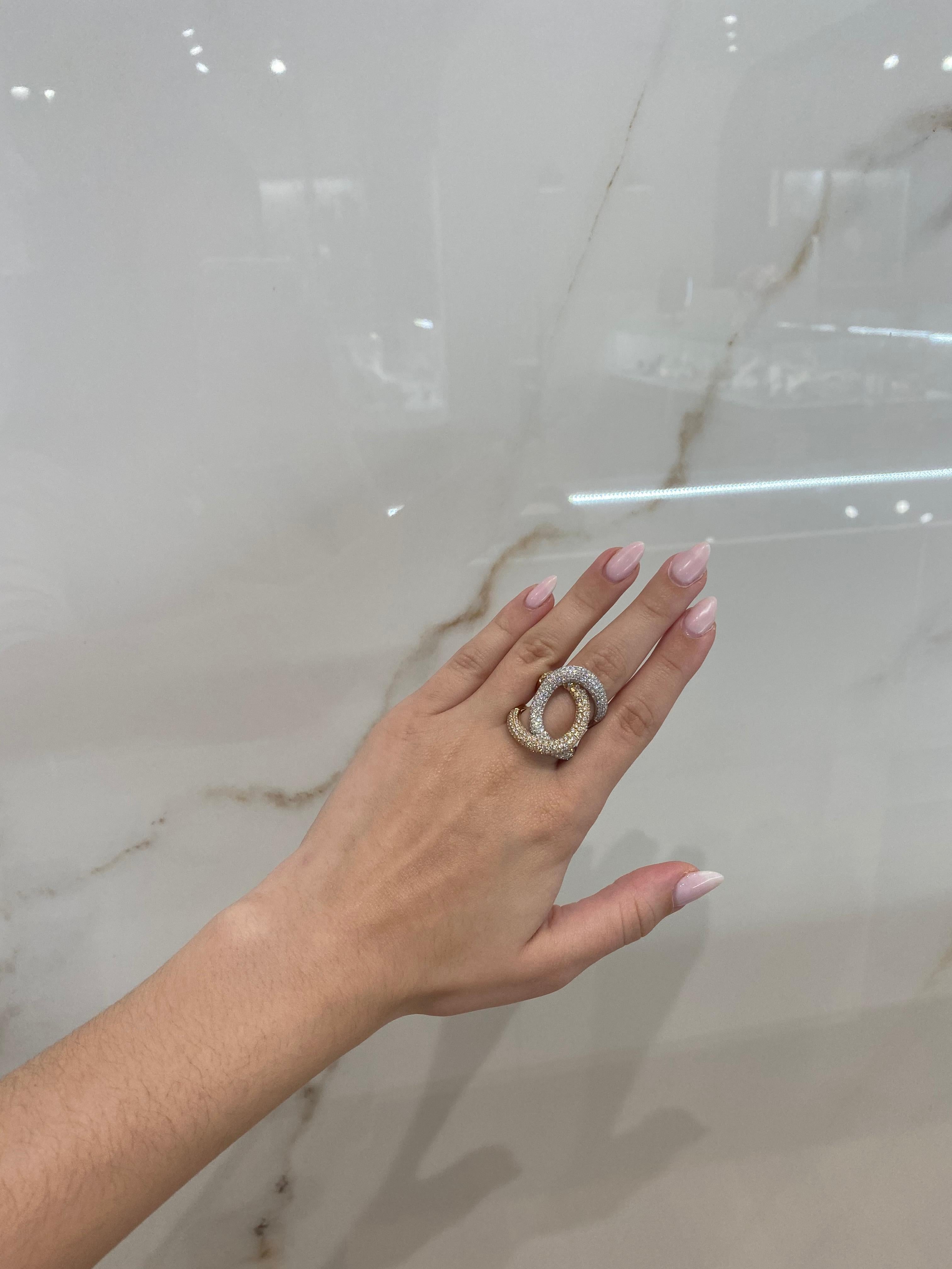 3.70 Carat Pave Set Diamond 18 Karat White and Yellow Gold Swirl Ring In New Condition For Sale In Houston, TX