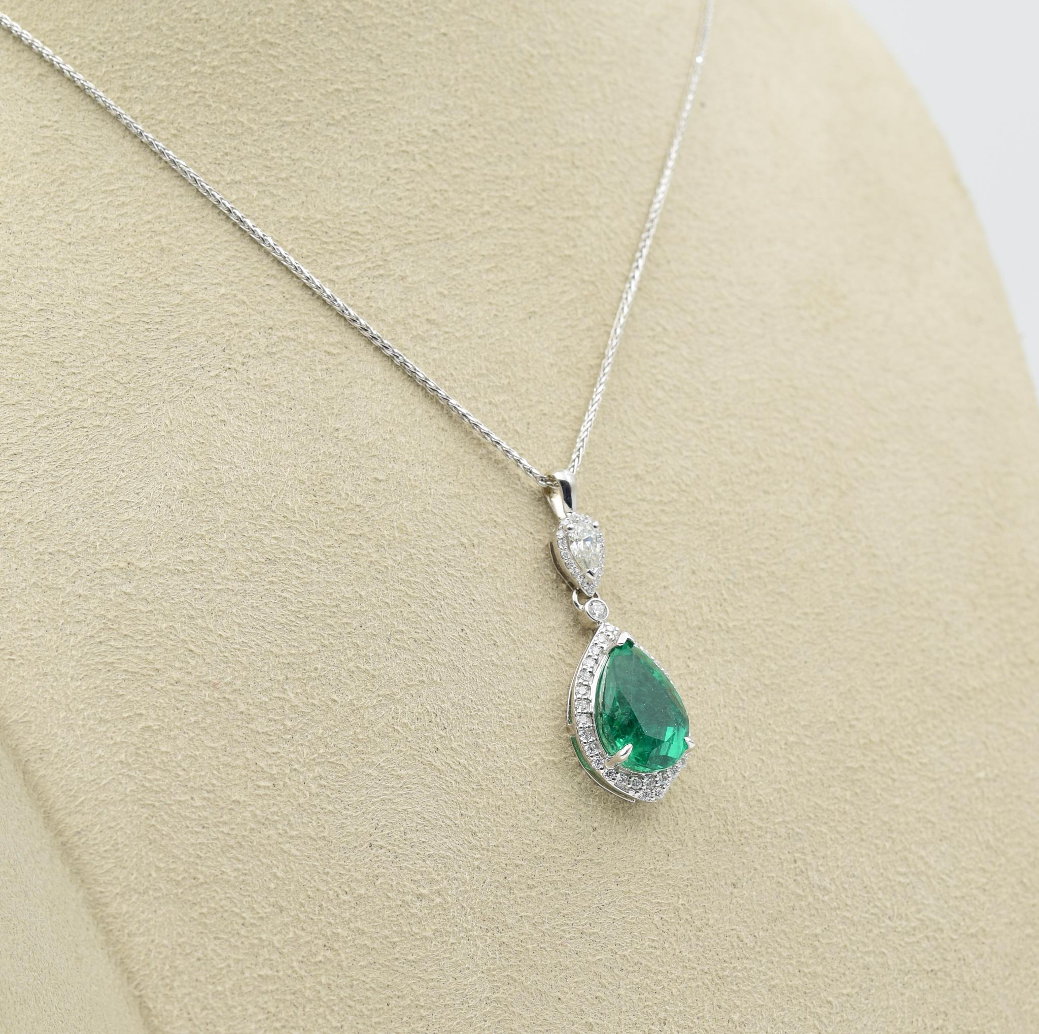 Pear Cut 3.71 Carat Pear Shaped Emerald & Diamonds Pendant in 18K White Gold