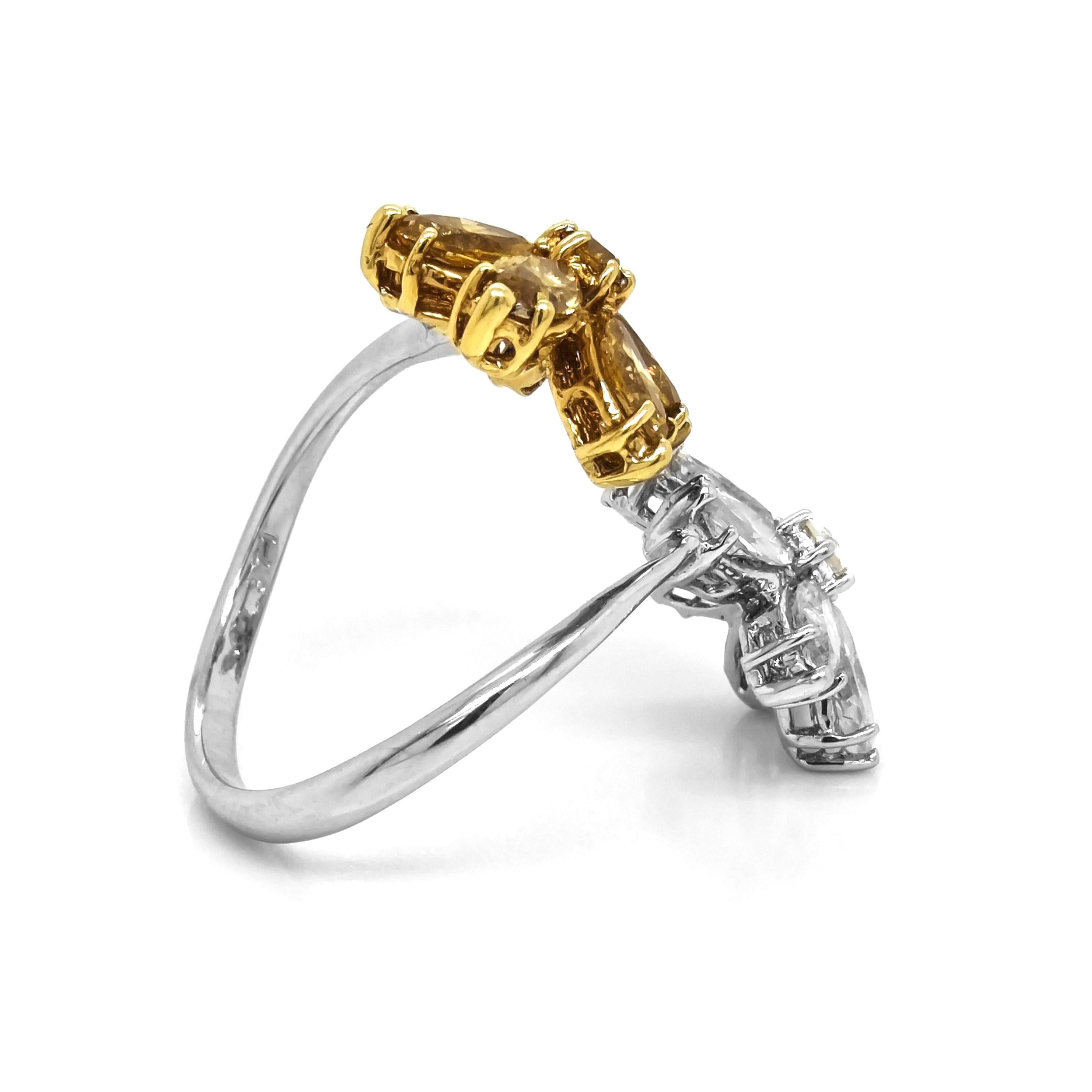 3.71 Carats Yellow and White Diamond White and Yellow Gold Ring In New Condition For Sale In New York, NY