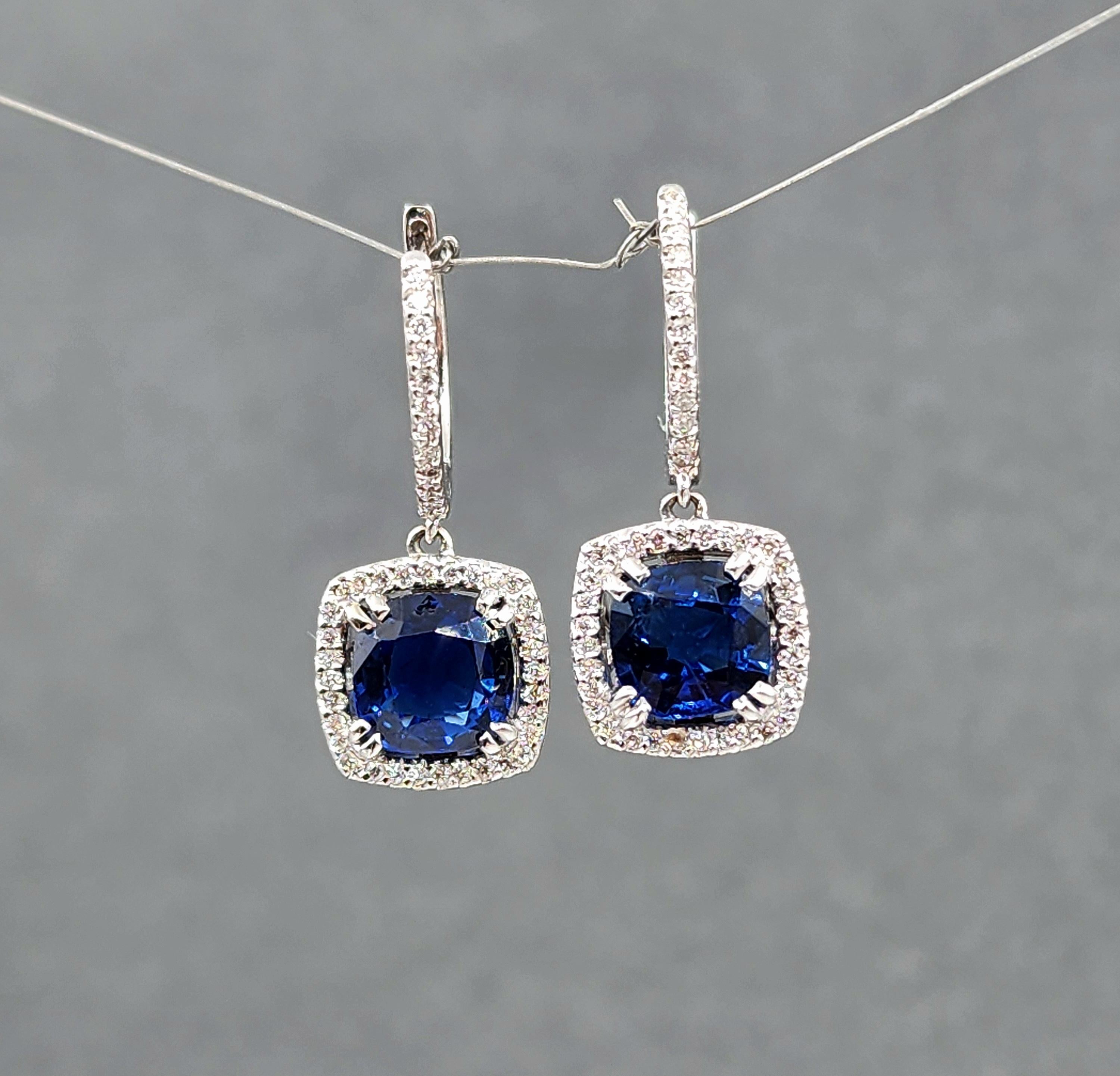 3.71 ct Natural Sapphire & Diamond Earrings For Sale 3