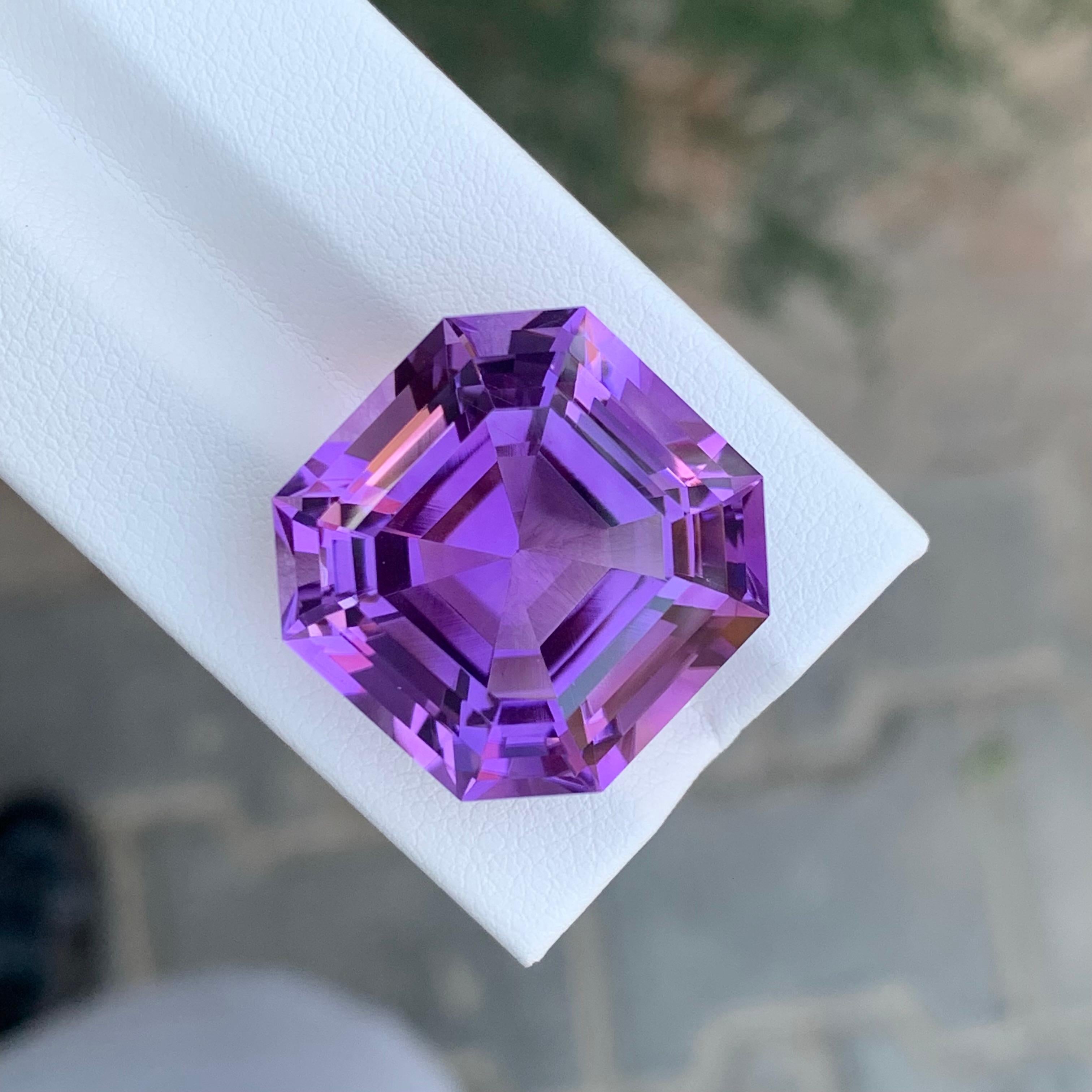 37.15 Carat Natural Loose Amethyst Octagon Shape Gemstone (Améthyste en vrac en forme d'octogone) en vente 6