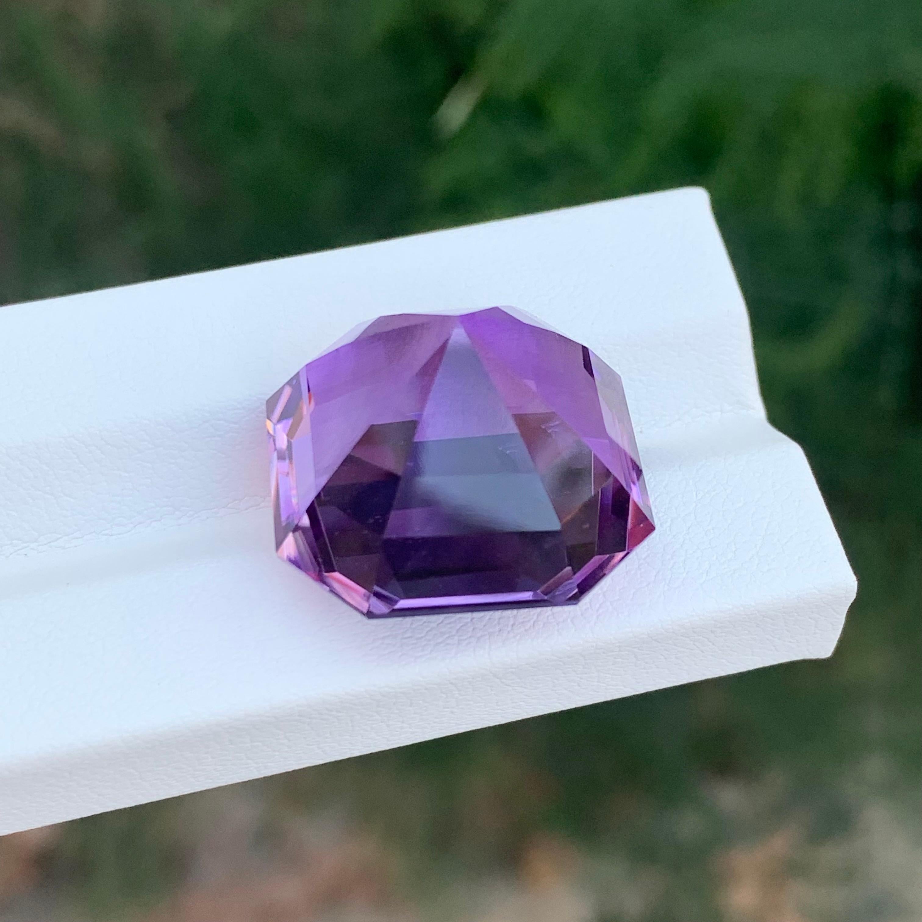 37.15 Carat Natural Loose Amethyst Octagon Shape Gemstone (Améthyste en vrac en forme d'octogone) Neuf - En vente à Peshawar, PK
