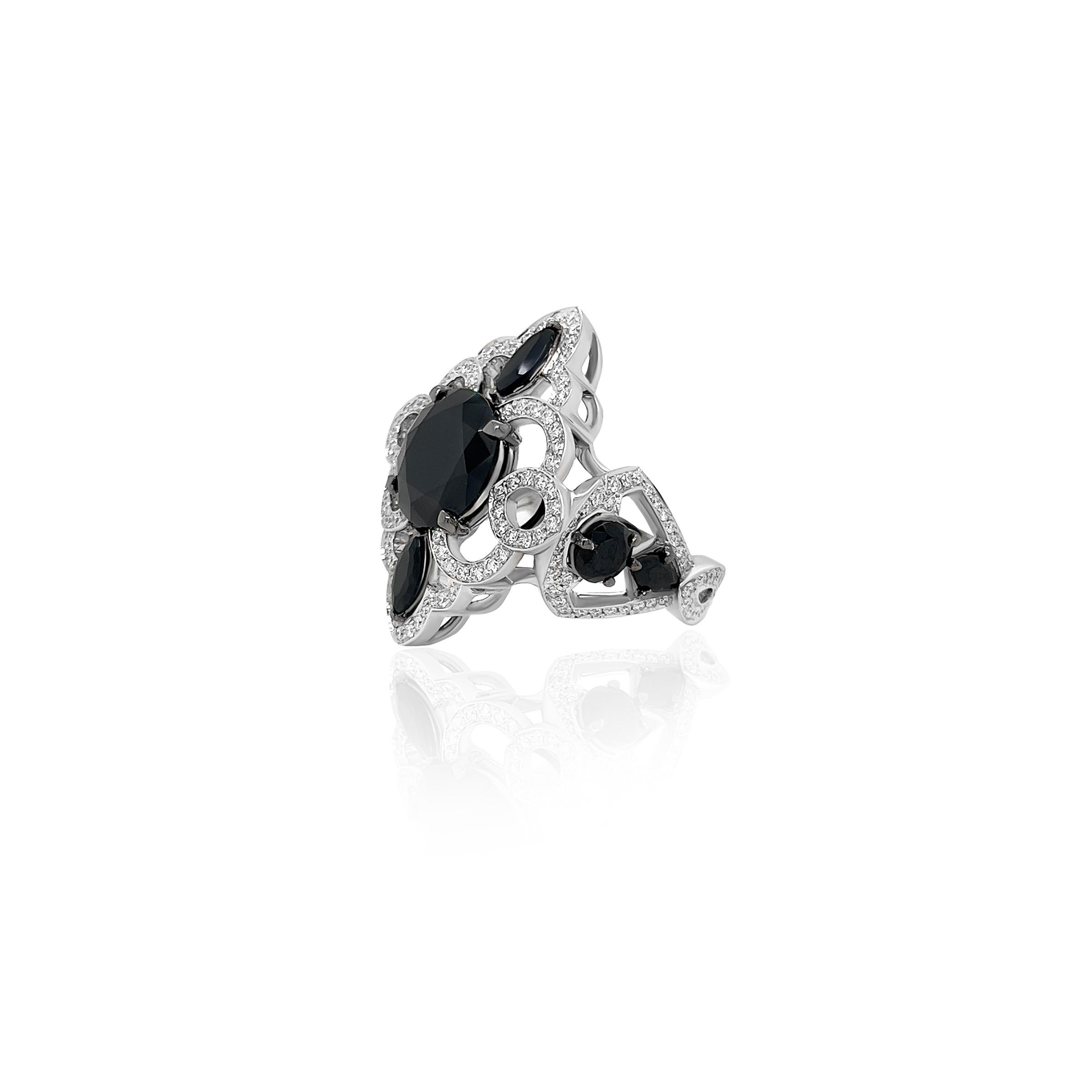 Art Deco 3.72 Carat Black Spinel and Diamond Ring in 18k White Gold  For Sale