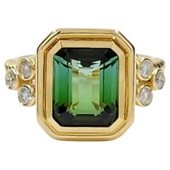 Bague cocktail en or jaune 18 carats avec tourmaline verte de 3,72 carats