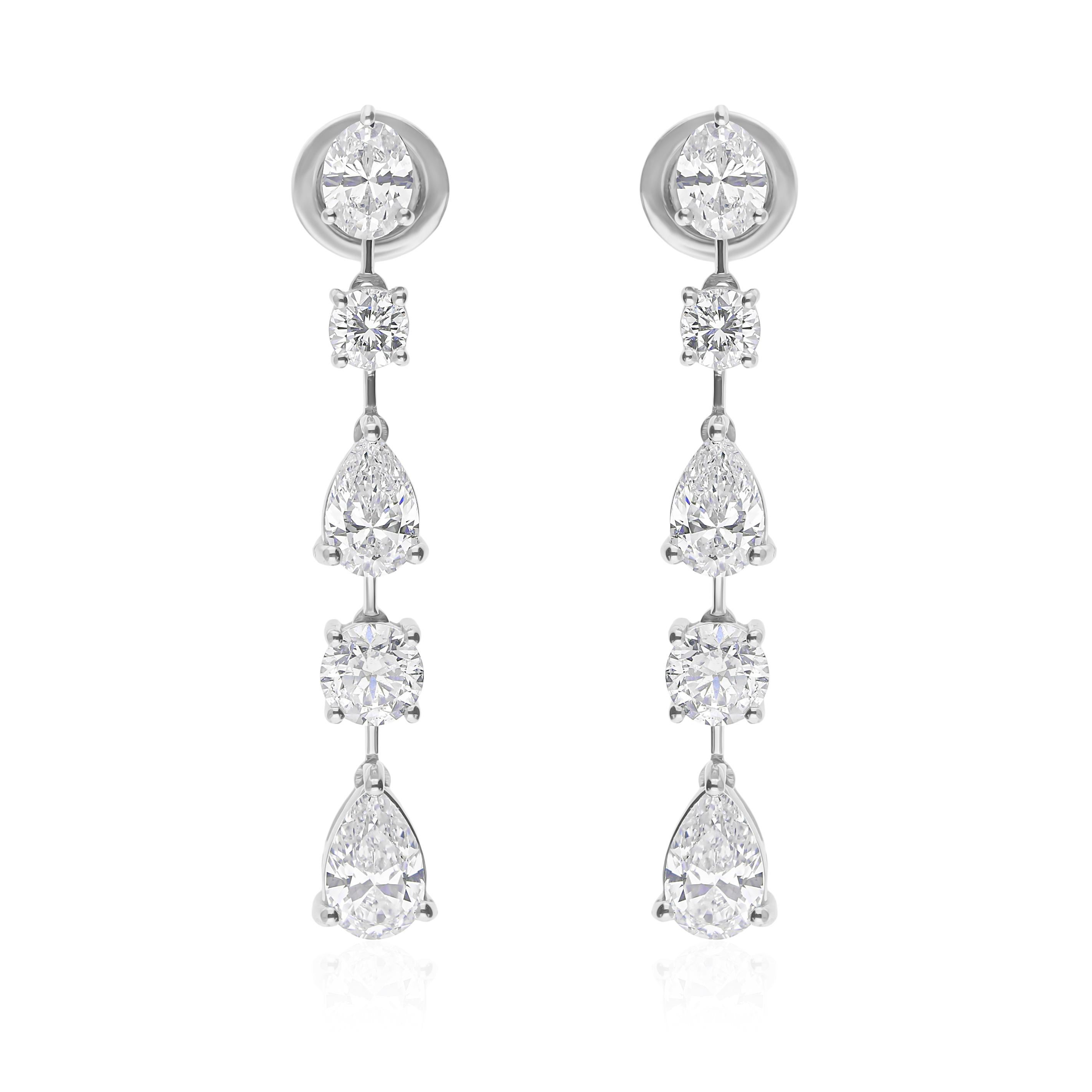 Donna Orecchini a goccia in oro bianco 18k da 3,72 carati a forma mista SI/H Diamante H. H. in vendita