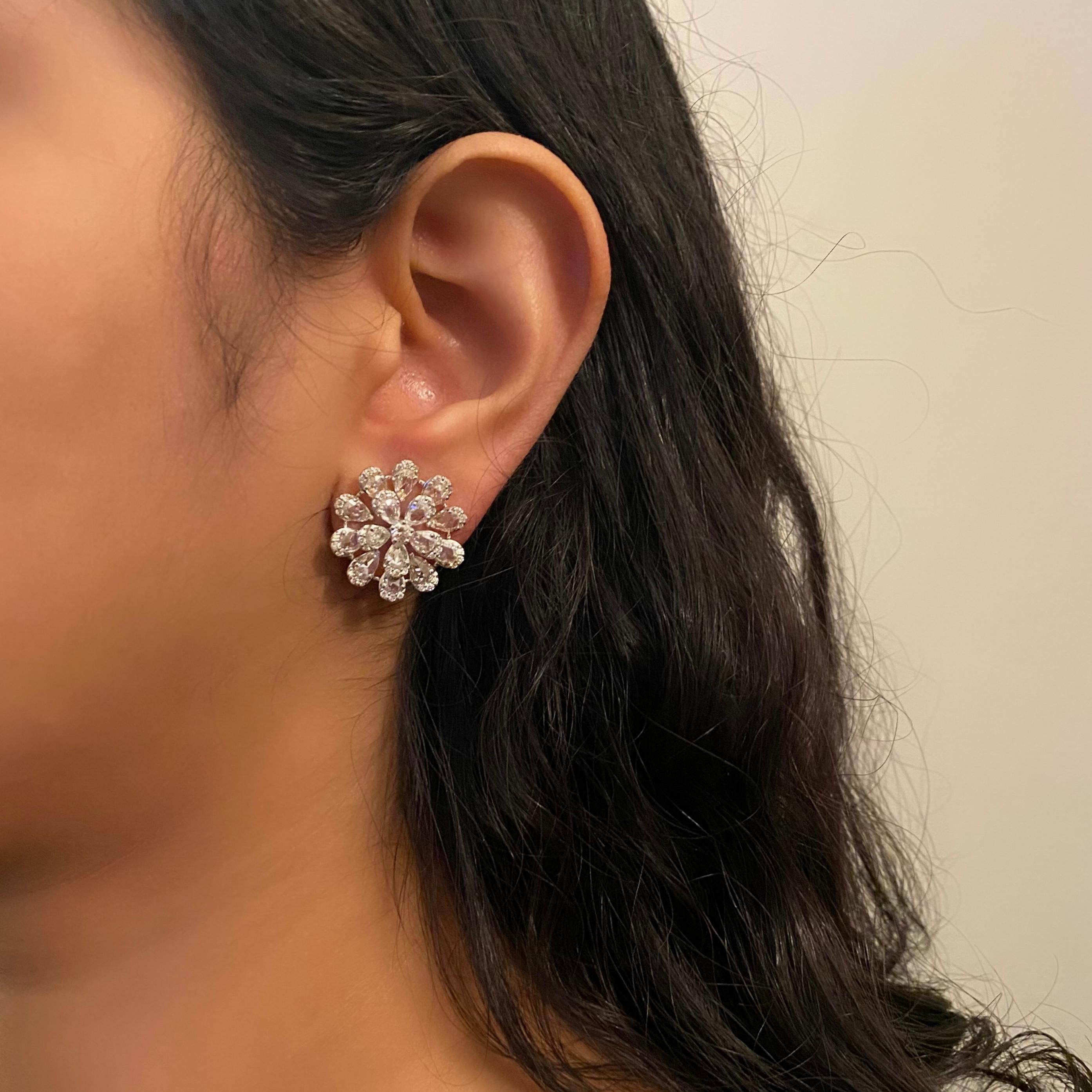 Boucles d'oreilles en or blanc 18 carats, diamant taillé en rose, 3,72 carats en vente 7