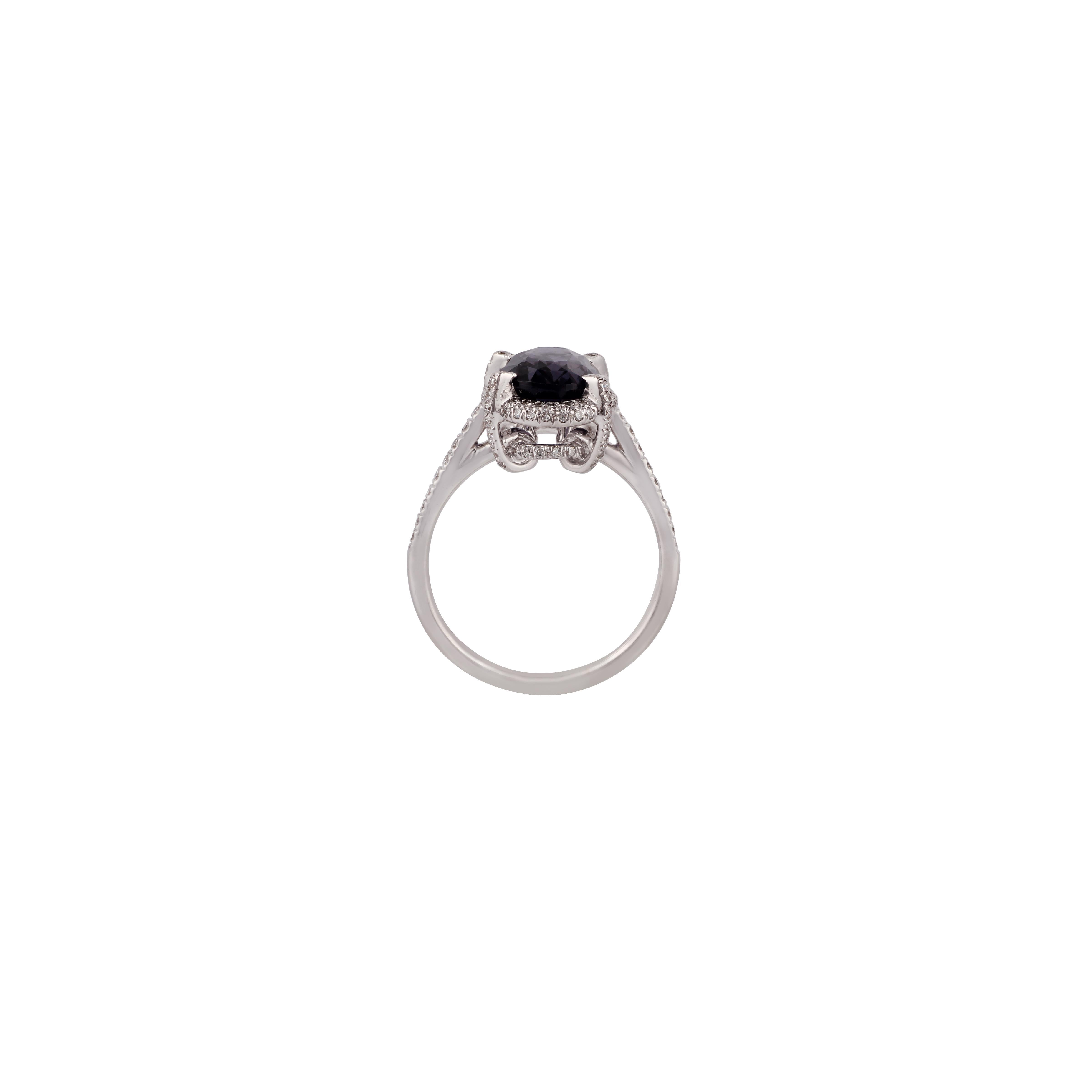 Contemporary 3.72 Carat Spinel Diamond Ring Studded in 18K White Gold For Sale