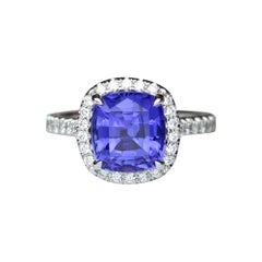 Bague en platine avec tanzanite taille coussin de 3,62 carats et diamants, bijou de collection