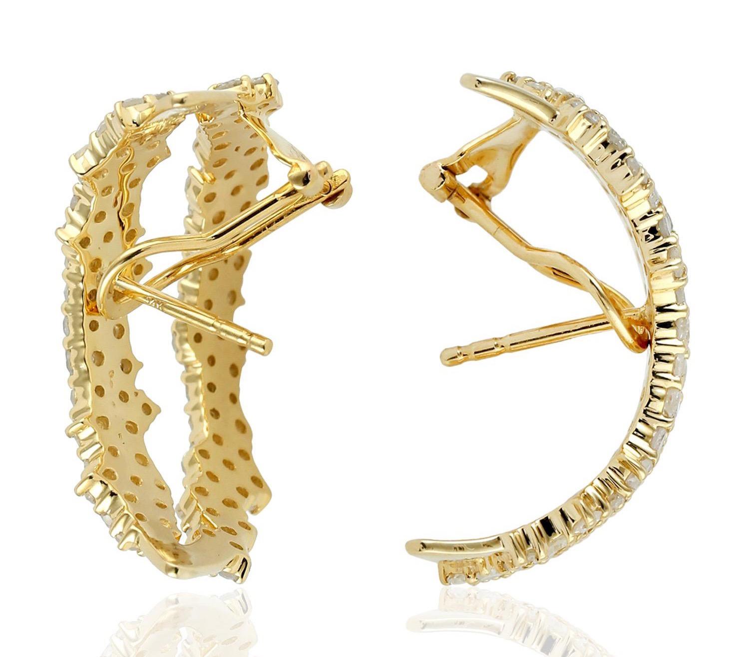 Modern 3.72 Carat Diamond 18 Karat Gold Crescent Earrings For Sale