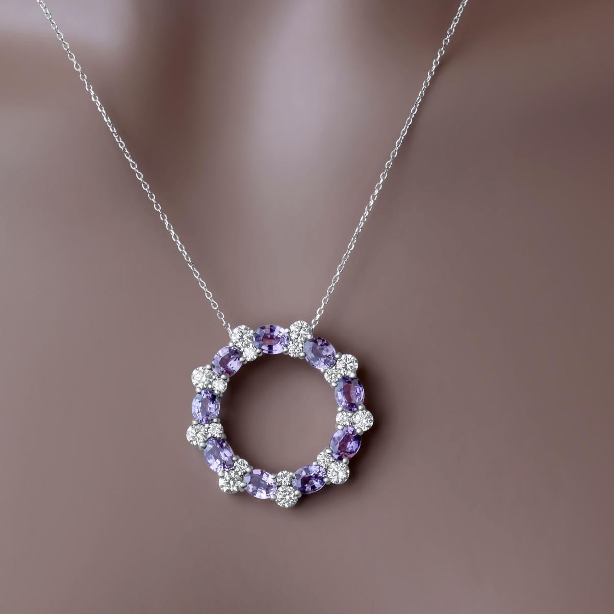 Taglio ovale Ciondolo a cerchio con zaffiro viola ovale e diamante da 3,72 carati in oro rosa 14k ref2745 in vendita