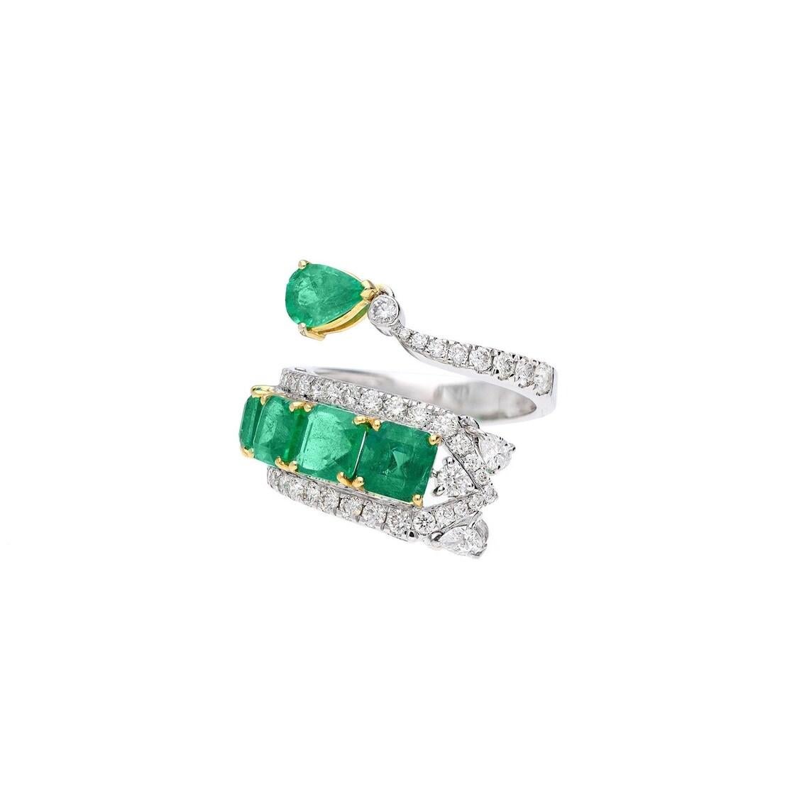 Women's 3.72 Cts Natural Emerald Art Deco Ring 18k Gold diamond ring