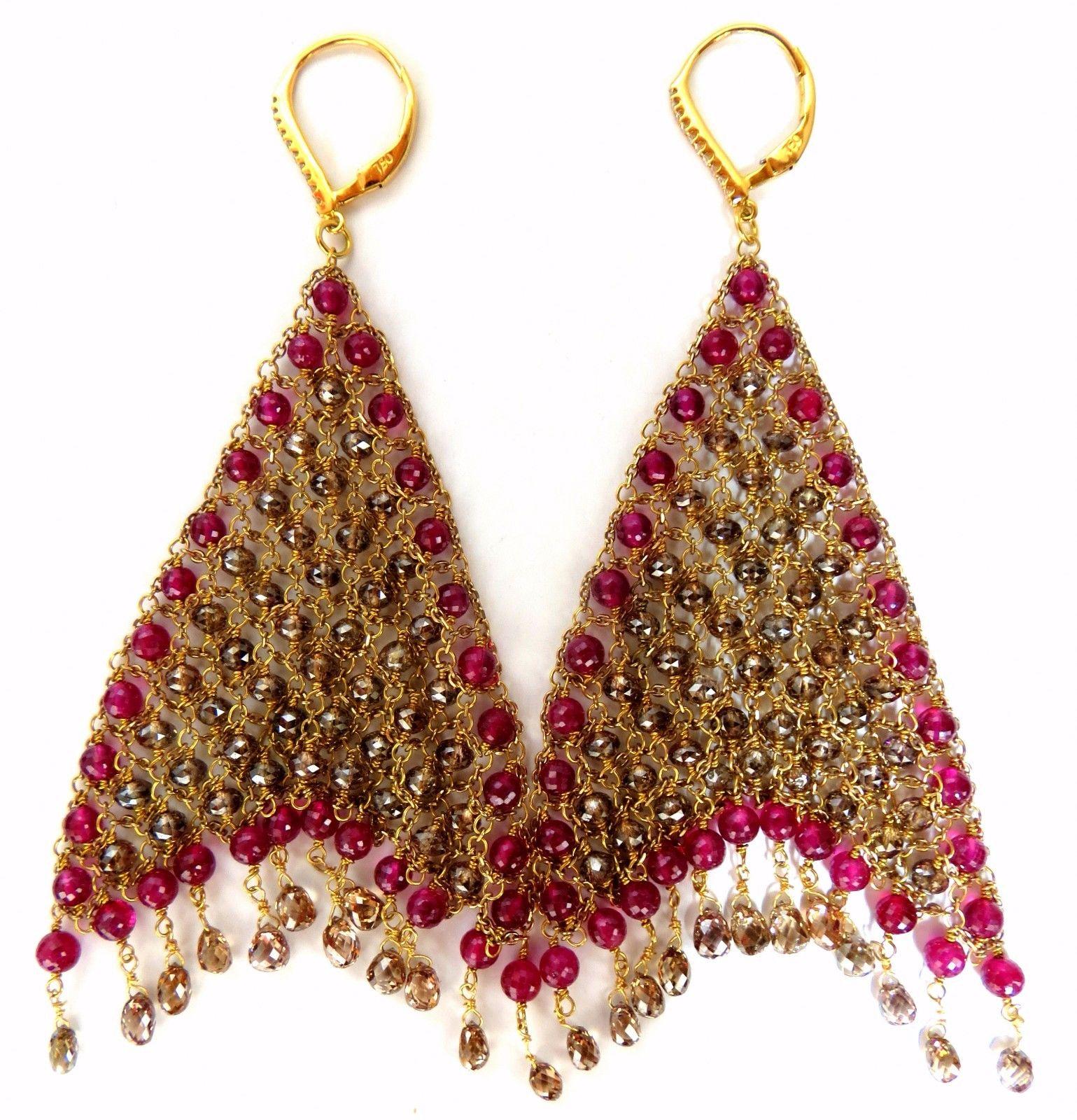Pendants d'oreilles en maille de rideau en or 18 carats avec diamants briolette de couleur naturelle de 37,20 carats en vente 1