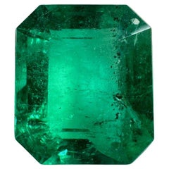 3,72 carats AAA+ Perfect Green Freckled Colombian Emerald 11x9 mm Emerald Cut May