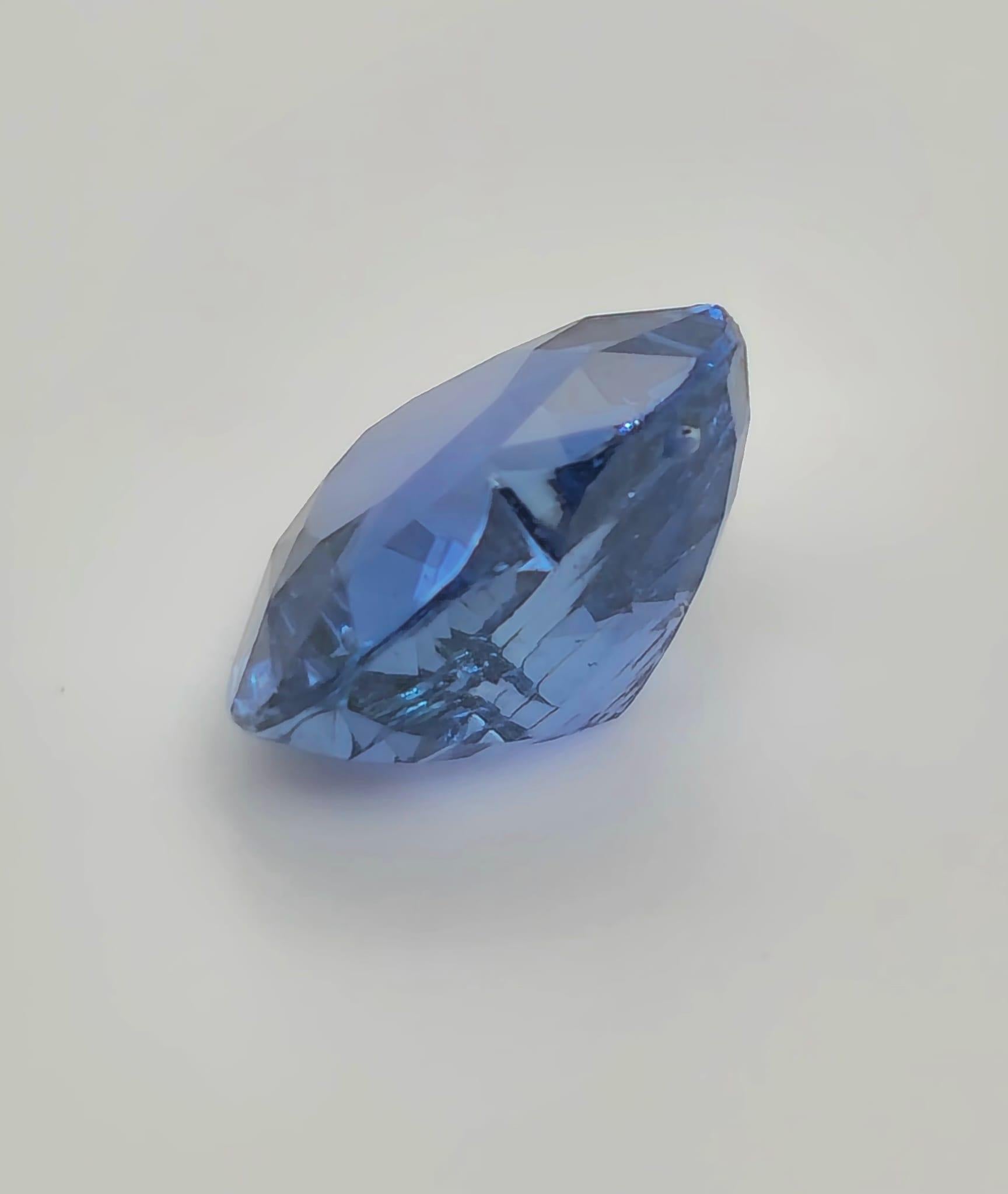 Women's or Men's 3.72ct Bleu Heart Shaped Sri Lankan Natural Sapphire (No Heat) Certified By GRS For Sale