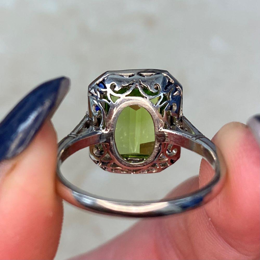 3.72ct Emerald Cut Peridot Cocktail Ring, Sapphire Halo, Platinum For Sale 7