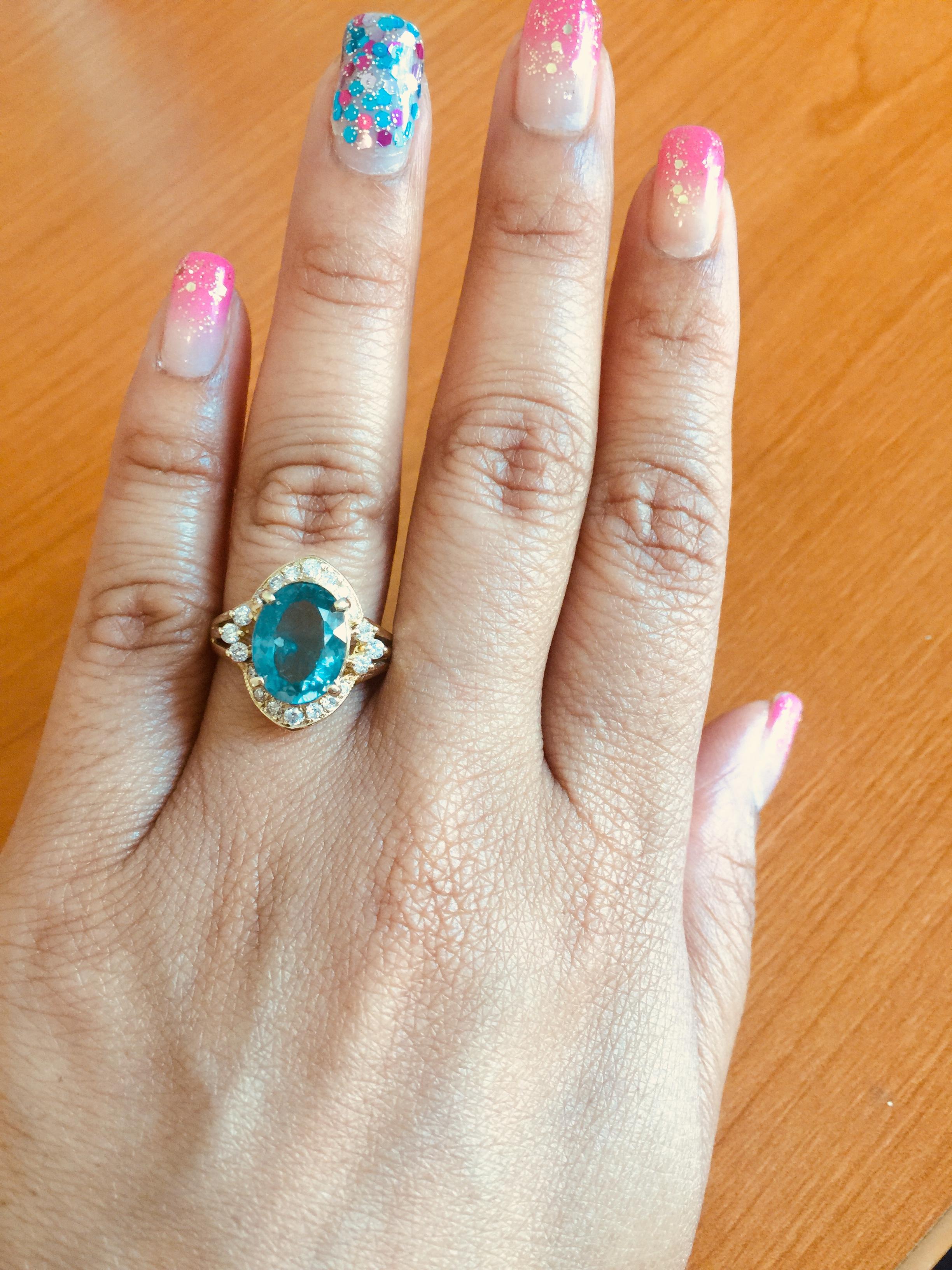 Taille ovale Bague grappe en or jaune 14 carats avec diamants et apatite de 3,73 carats en vente