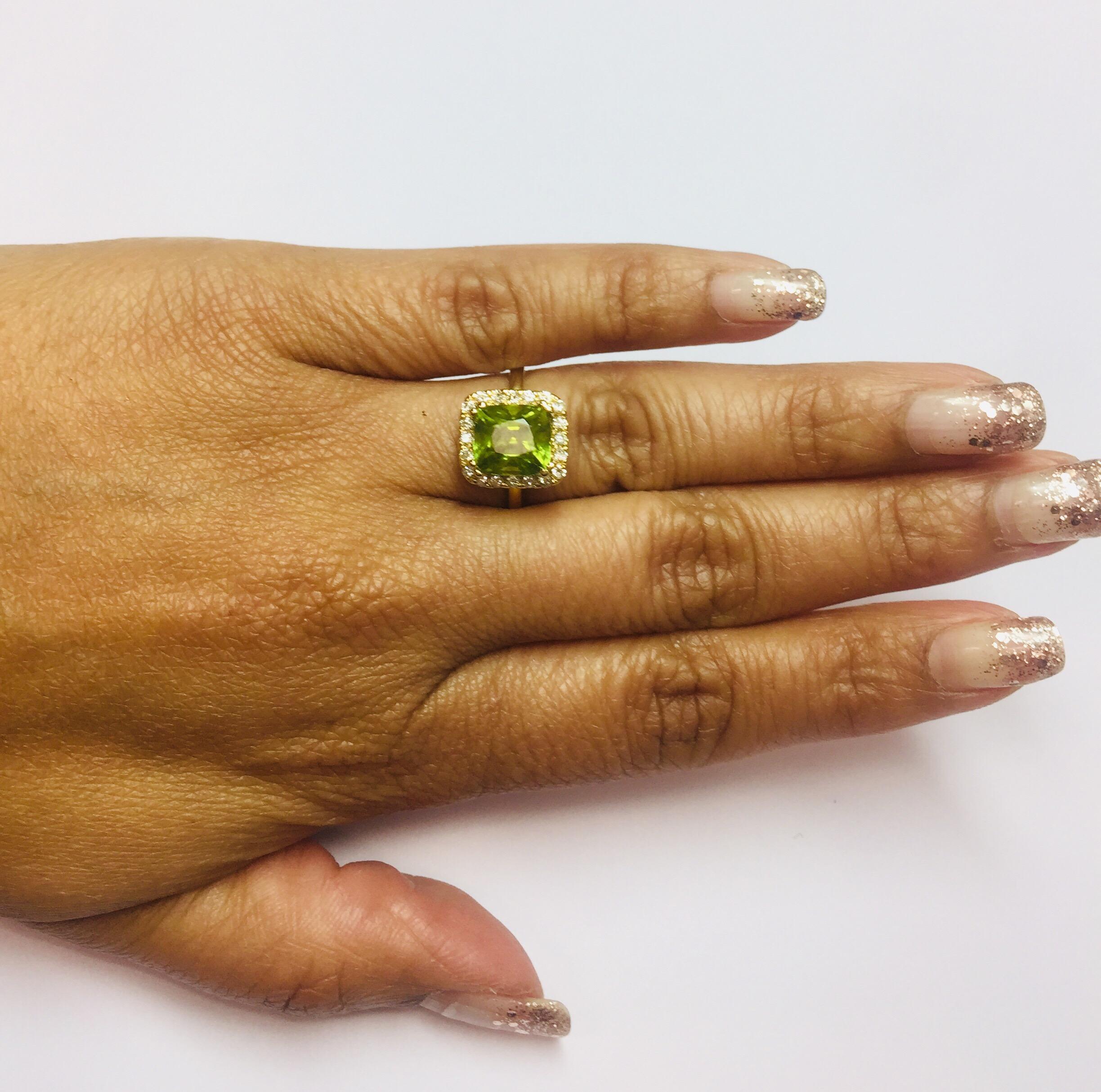 3.73 Carat Peridot Diamond 14 Karat Yellow Gold Cocktail Ring In New Condition For Sale In Los Angeles, CA