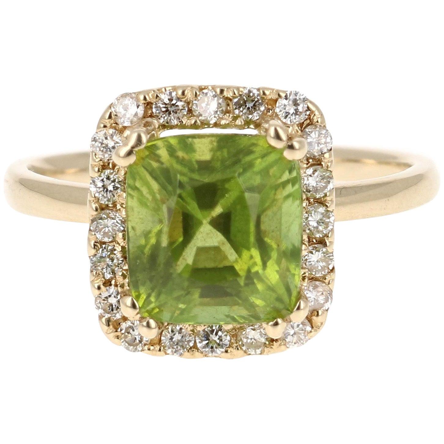 3.73 Carat Peridot Diamond 14 Karat Yellow Gold Cocktail Ring For Sale