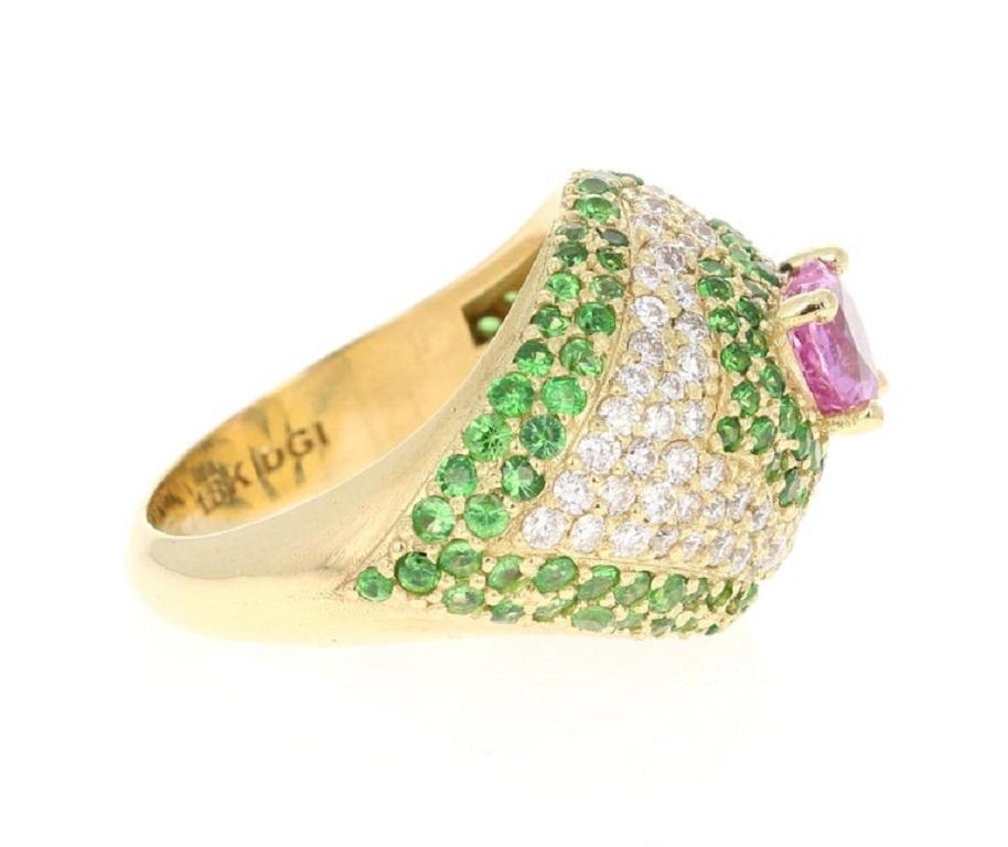 Contemporary 3.73 Carat Pink Sapphire Tsavorite Diamond 18 Karat Yellow Gold Ring For Sale