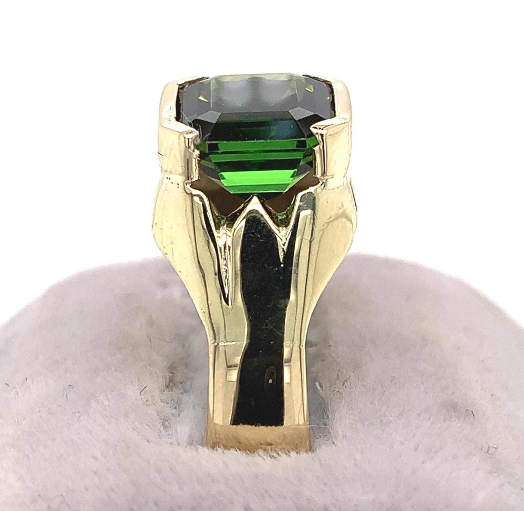 3,73 Karat grüner Turmalin 14K Gold Ring (Asscher-Schliff) im Angebot