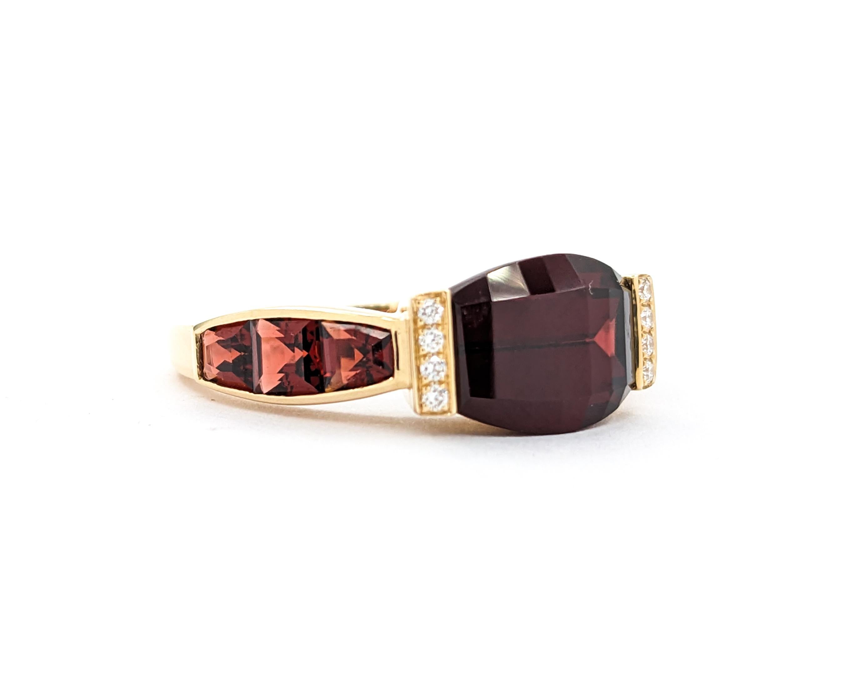 Women's 3.73ctw Pyrite Garnet Ring With Diamonds in Yellow Gold For Sale