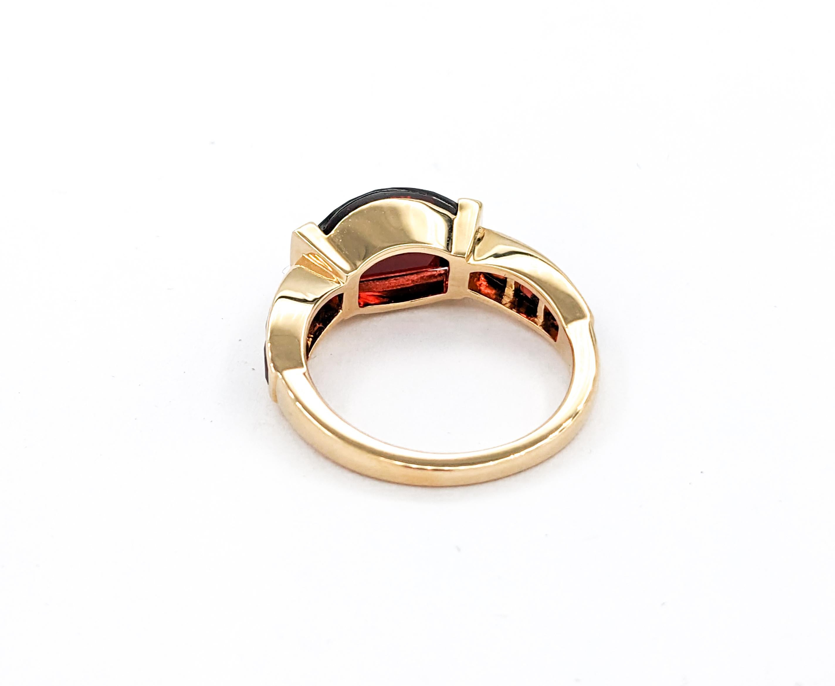 3.73ctw Pyrite Garnet Ring With Diamonds in Yellow Gold For Sale 2