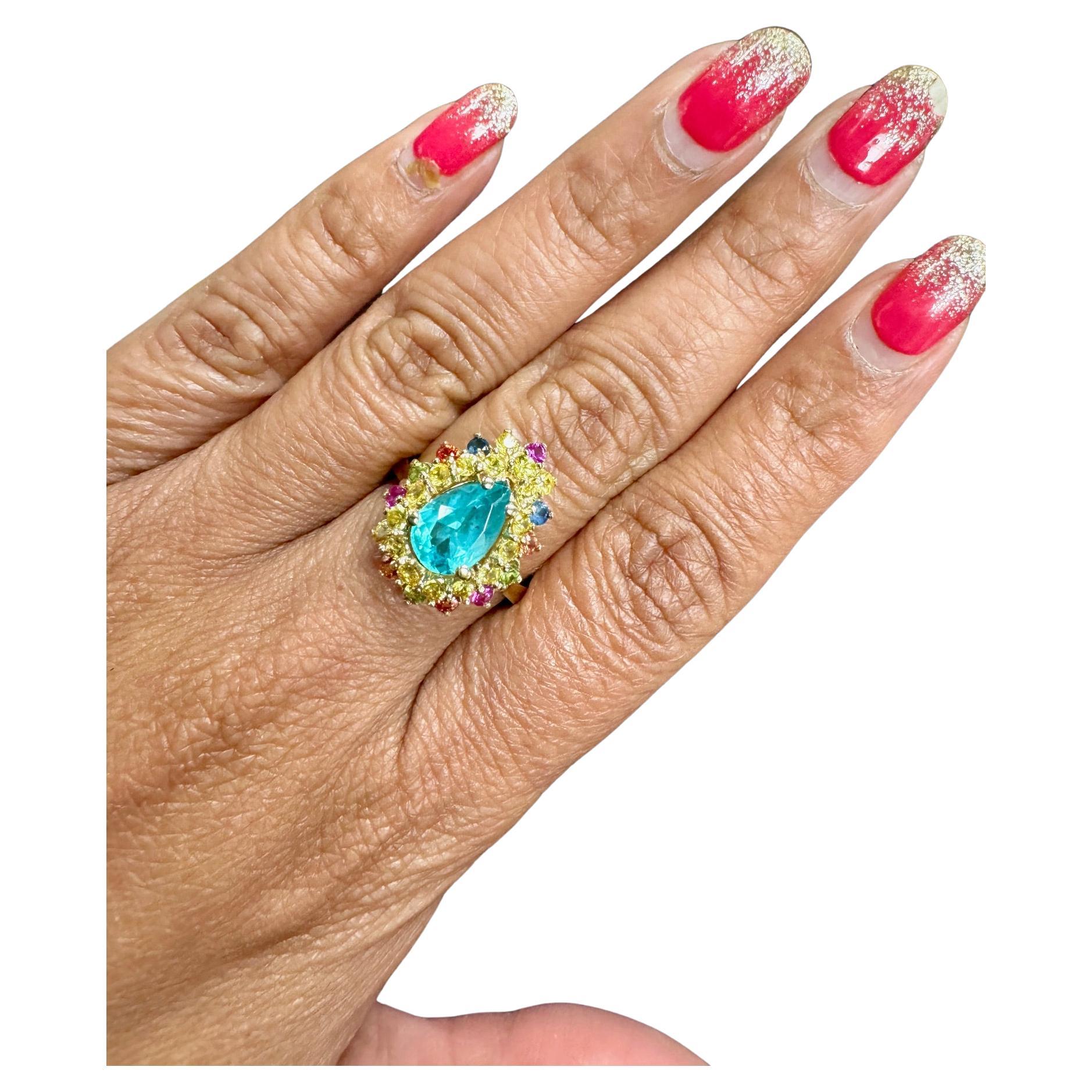 3.74 Carat Natural Apatite Sapphire Yellow Gold Cocktail Ring In New Condition For Sale In Los Angeles, CA