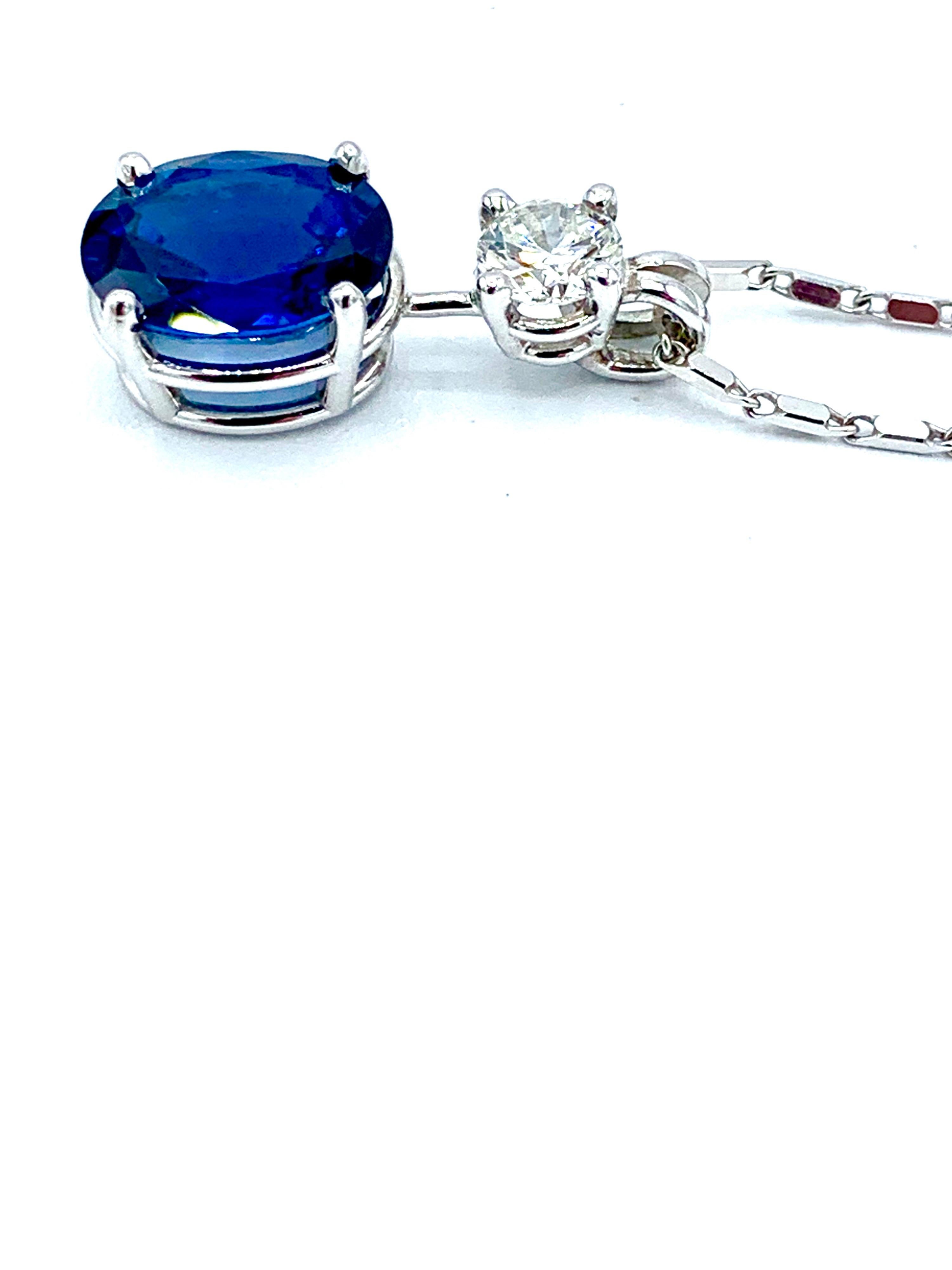 3.74 Carat No Heat Oval Sapphire and Round Brilliant Diamond Pendant Necklace In Excellent Condition In Chevy Chase, MD