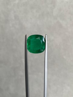 3.74 carats Cushion Zambian Emerald