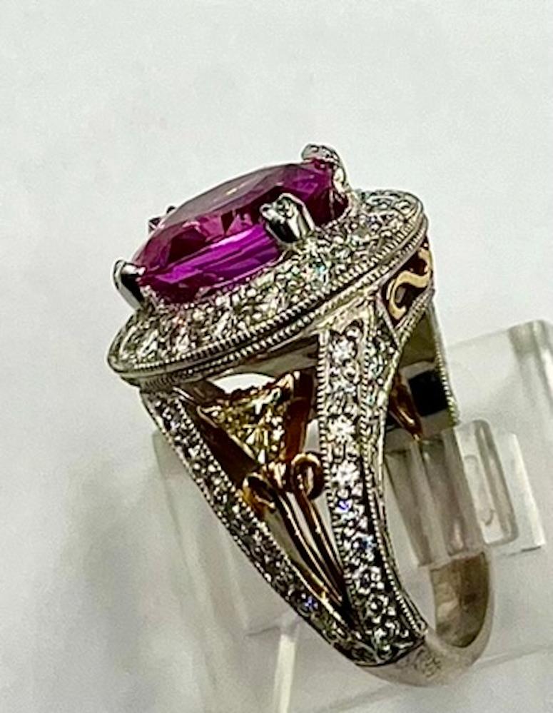 3.74Ct Very Fine Cushion Cut Natural Pink Sapphire Ring In New Condition For Sale In San Diego, CA