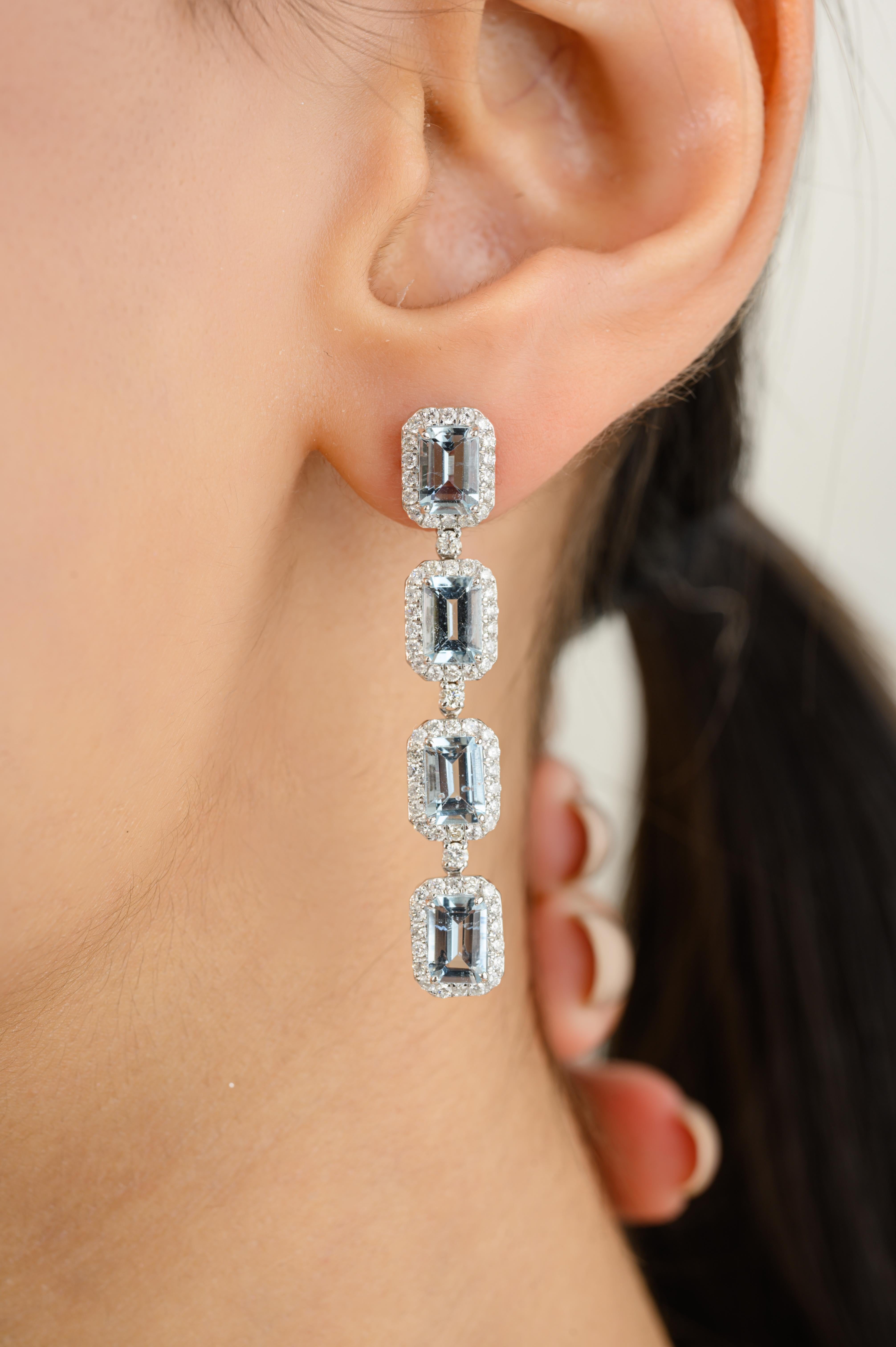 3,75 Karat Aquamarin Diamant Halo lange Ohrringe in 18k massivem Weißgold (Achteckschliff) im Angebot