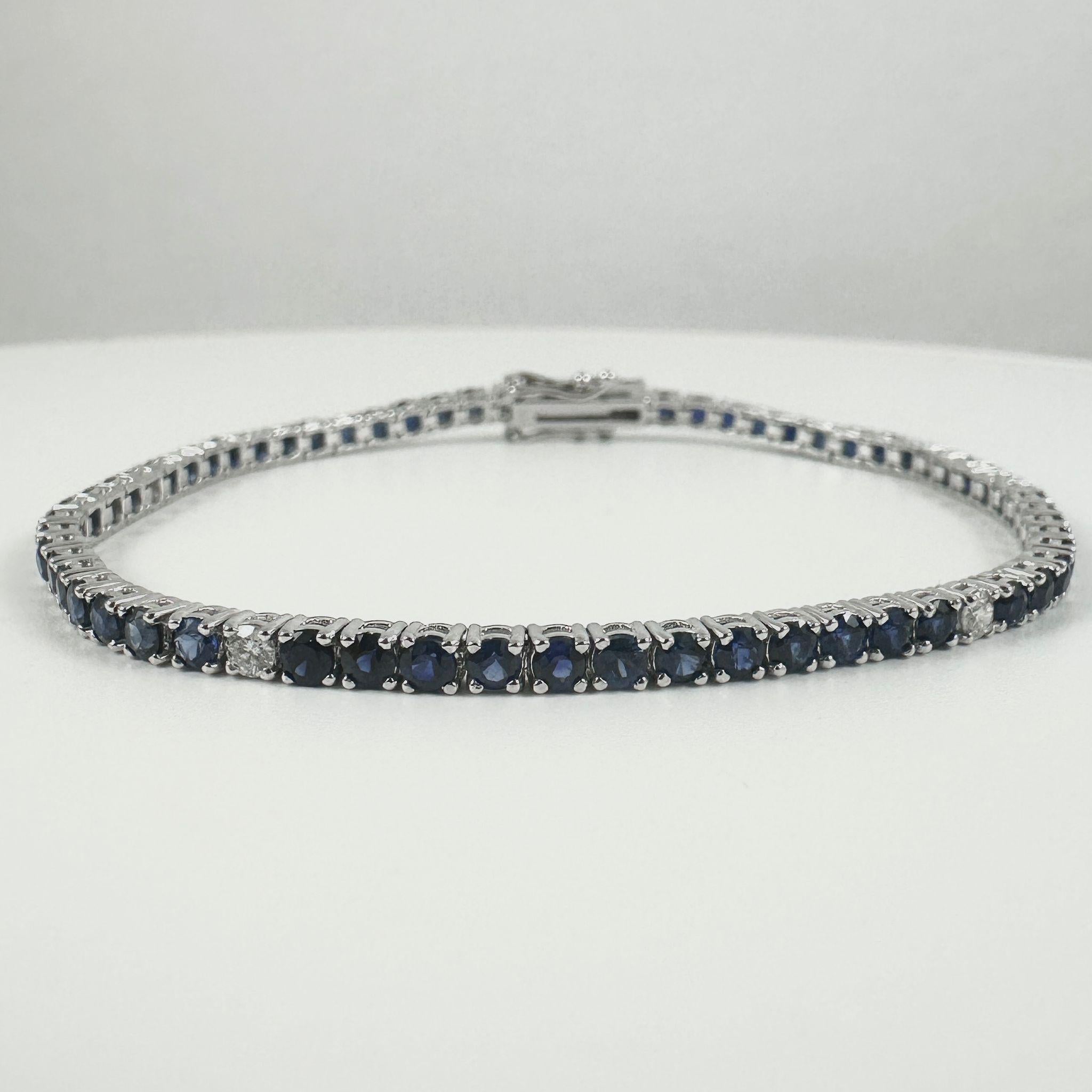 Bracciale Tennis con zaffiro blu e diamanti da 3,75 carati in oro bianco 14K In condizioni Nuovo in vendita a New York, NY