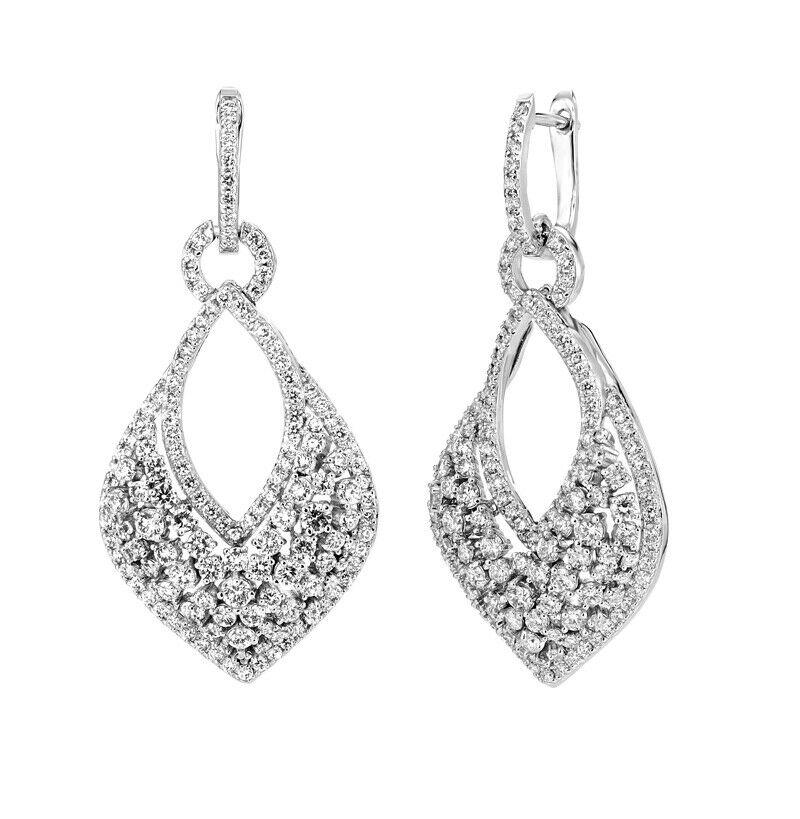 Contemporary 3.75 Carat Natural Diamond Drop Earrings G SI 14k White Gold For Sale