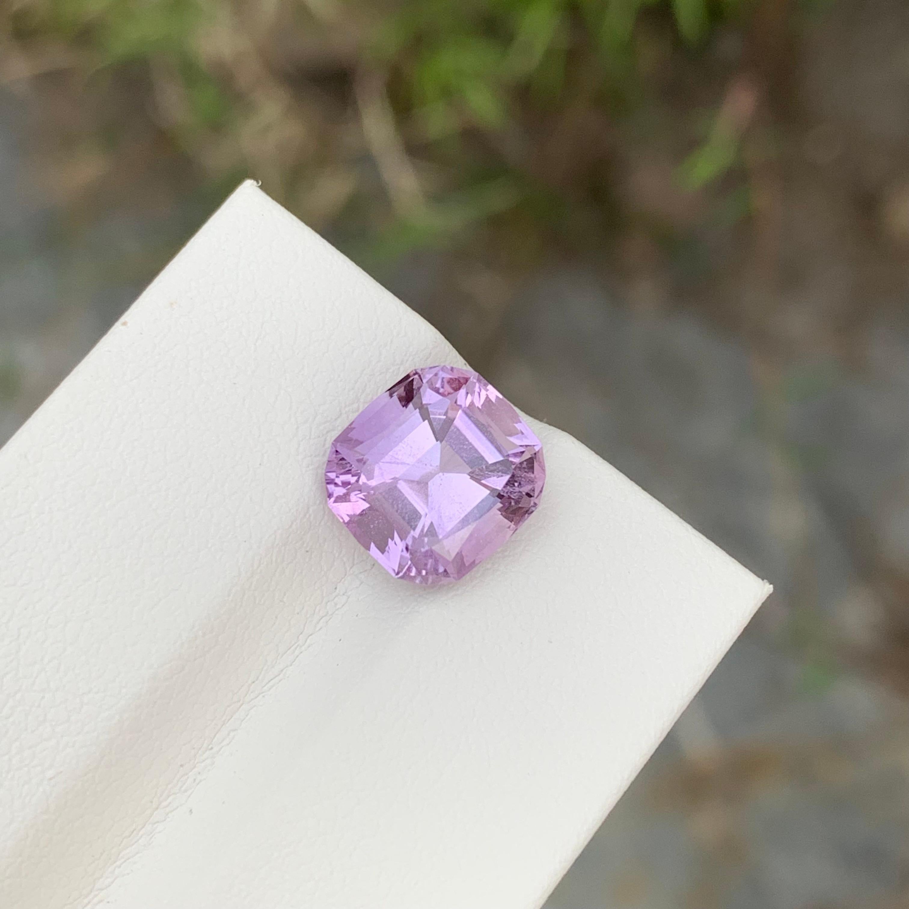 3.75 Carat Natural Loose Amethyst Cushion Shape Gem For Ring Jewellery For Sale 1