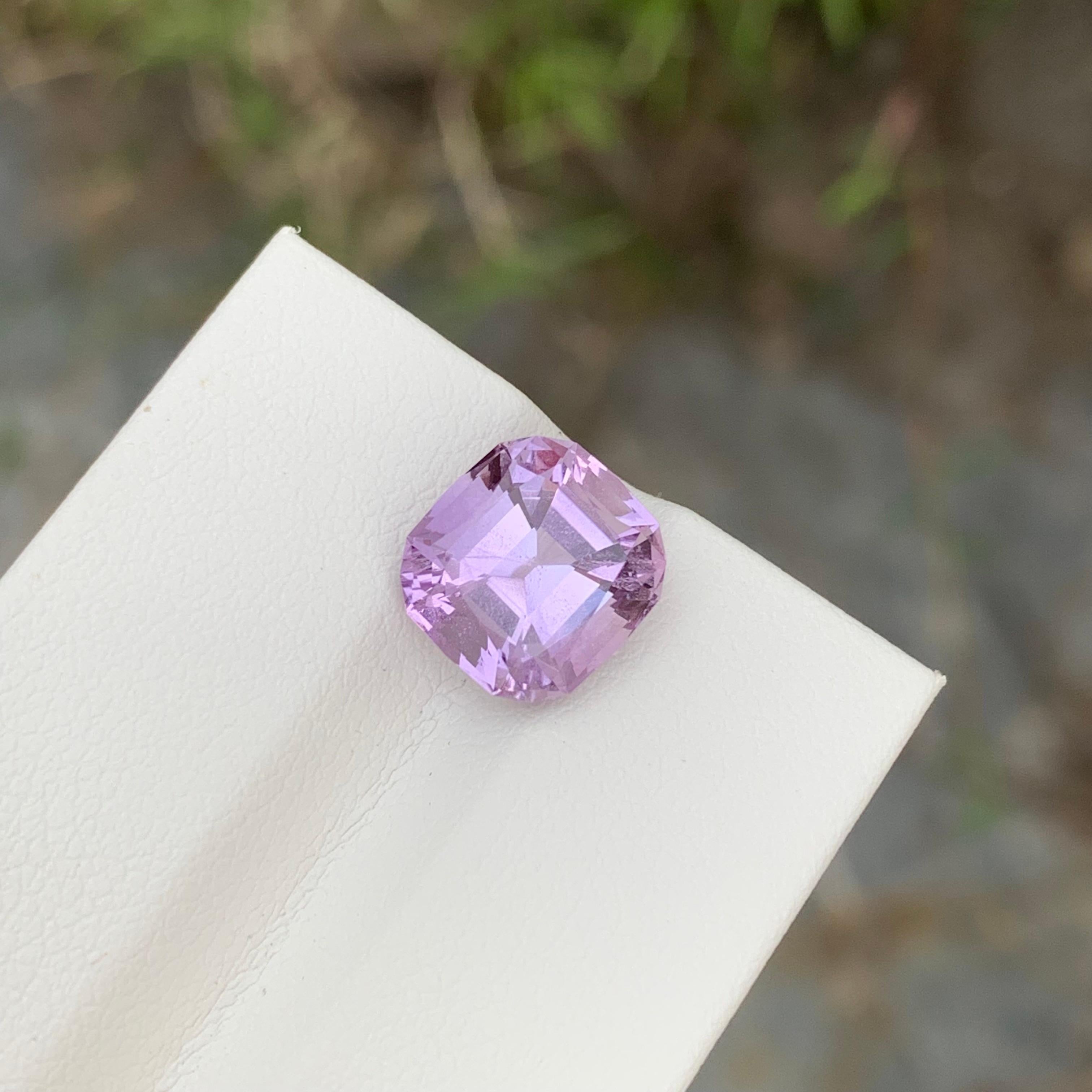 3.75 Carat Natural Loose Amethyst Cushion Shape Gem For Ring Jewellery For Sale 2
