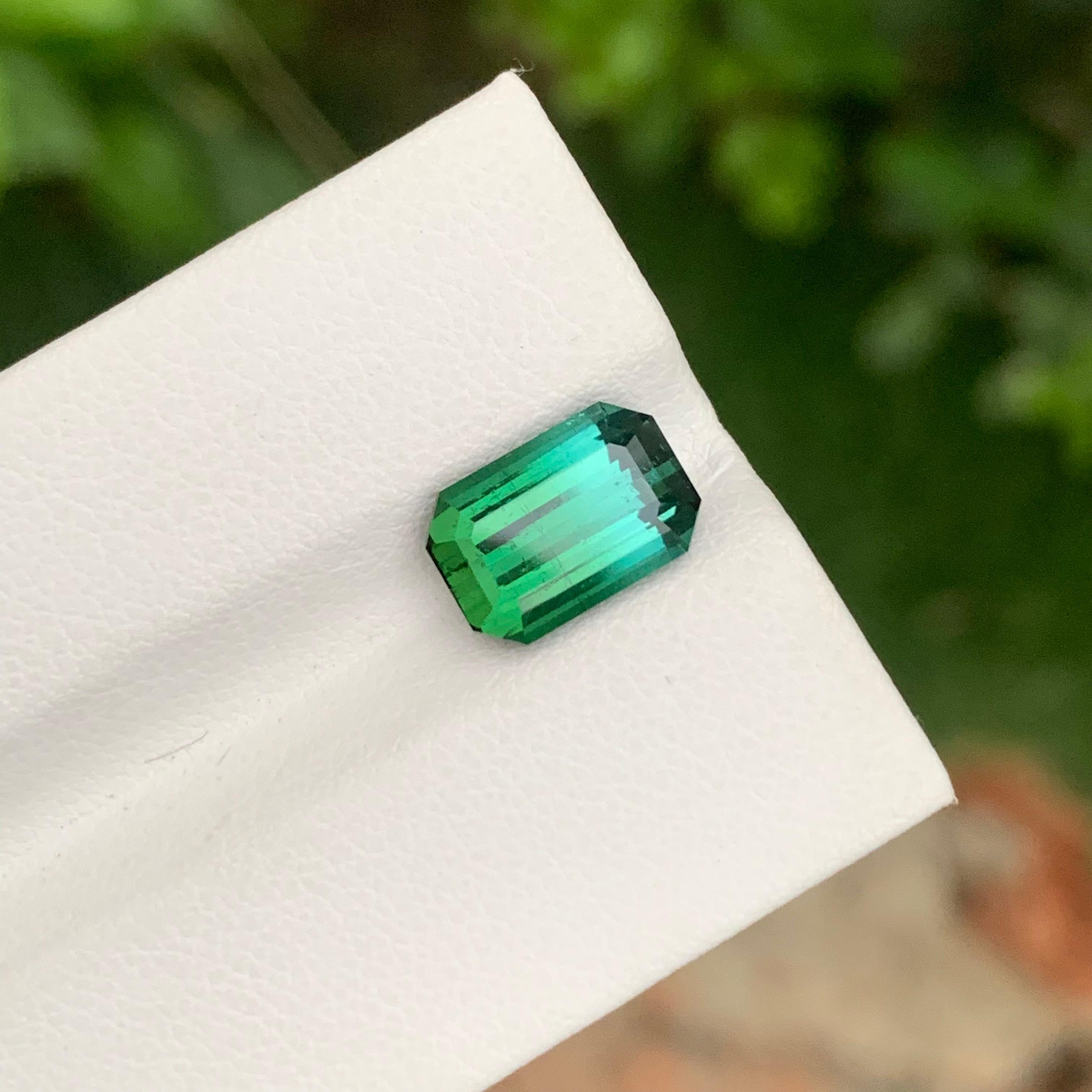 3.75 Quilates Turmalina Natural Suelta Bicolor Forma Esmeralda Gema Para Anillo en venta 1