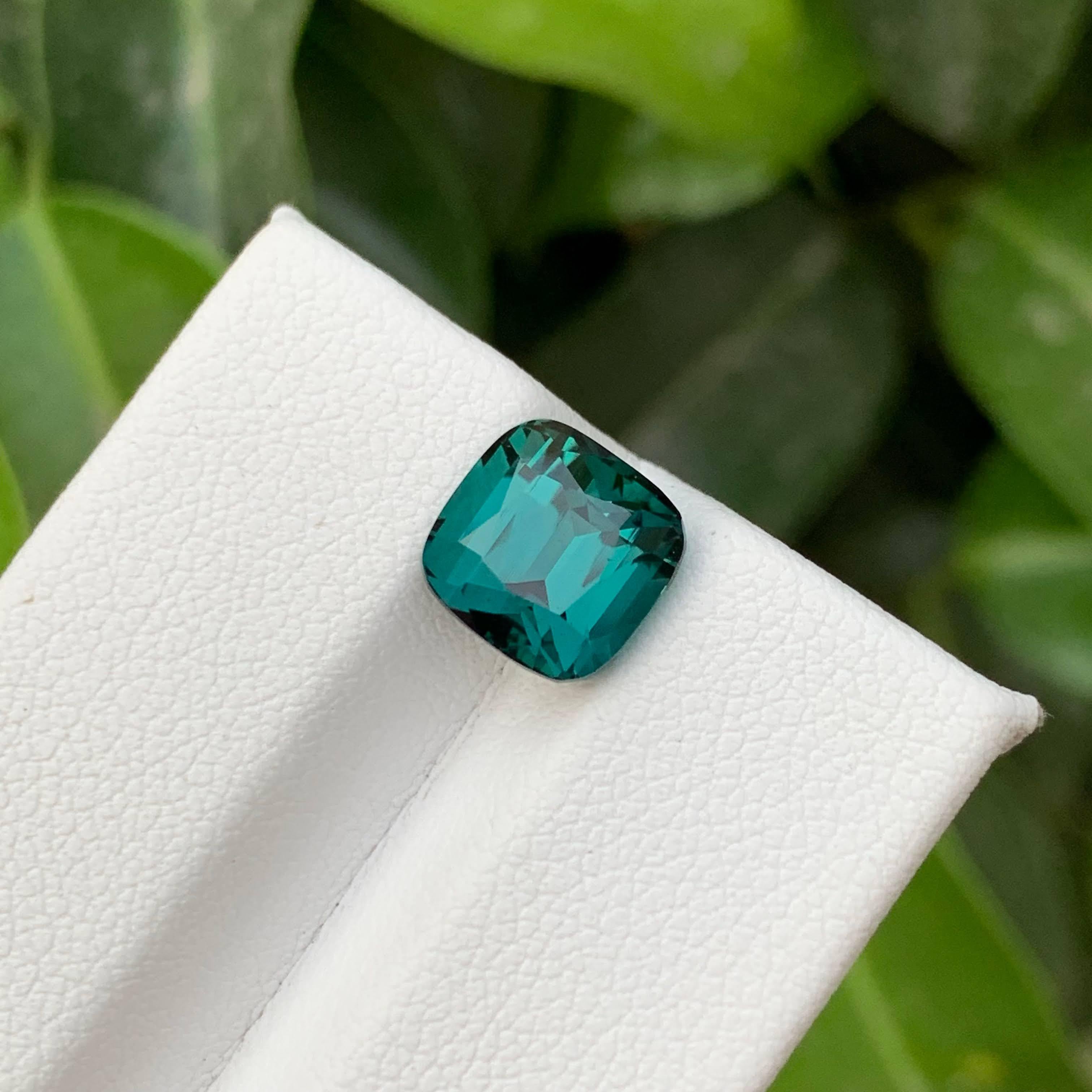 3.75 Carat Natural Loose Lagoon Blue Tourmaline Cushion Cut Afghan Gemstone (pierre précieuse afghane) Unisexe en vente