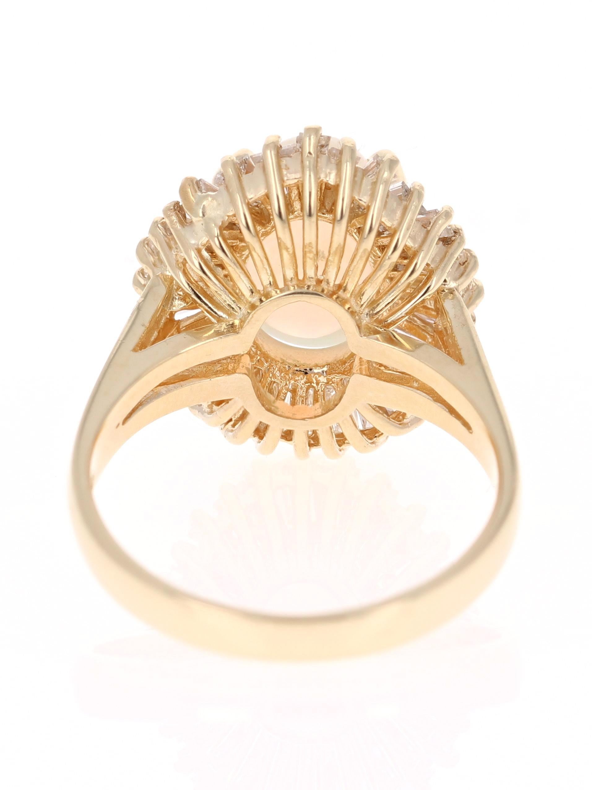 Ballerina-Ring aus 14 Karat Gelbgold mit Opal und Diamant im Baguetteschliff von 3::75 Karat im Ovalschliff im Zustand „Neu“ in Los Angeles, CA