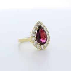 3,75 Karat Birne Rubelit & Diamant Ring in 18k Gelbgold