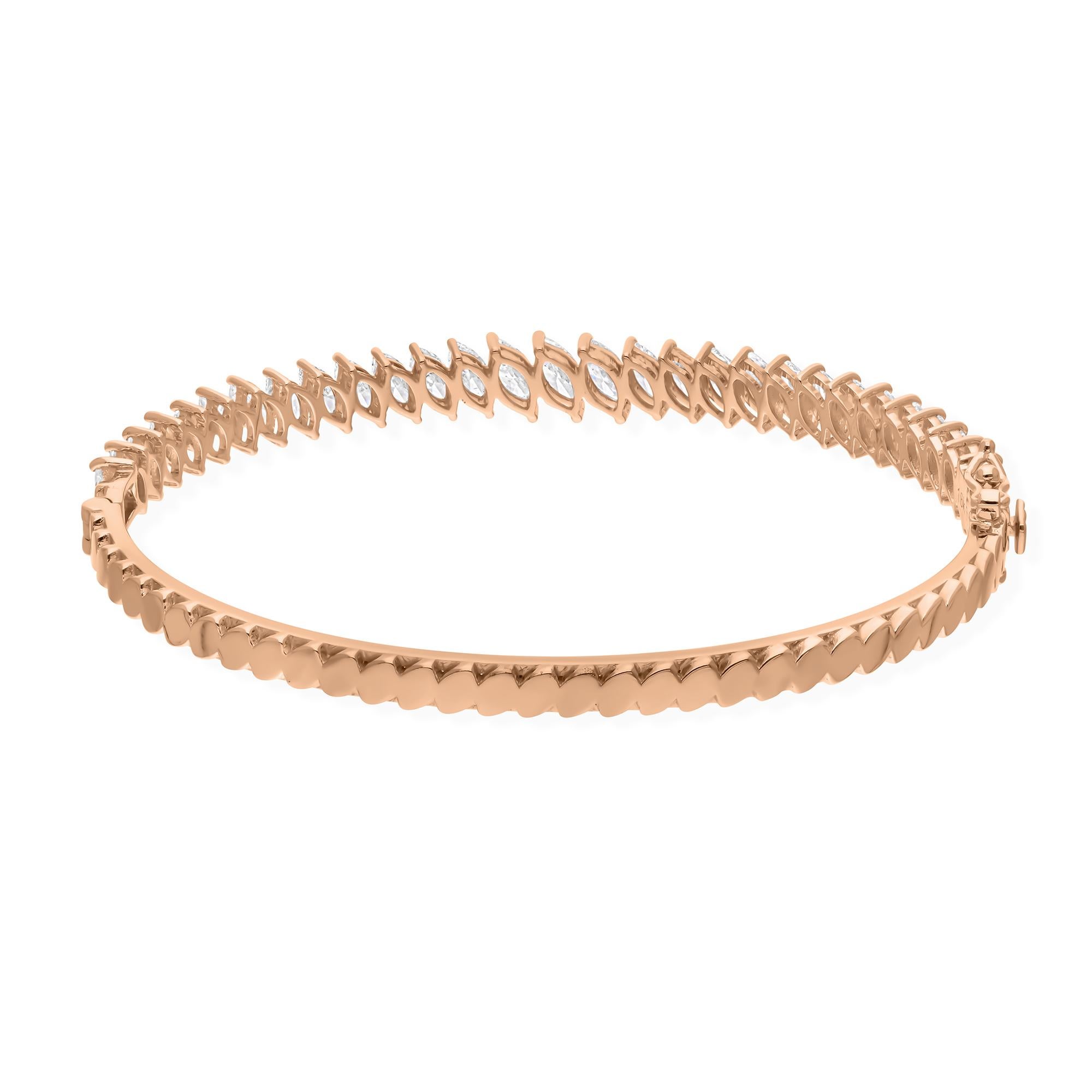 Taille Marquise 3.75 Carat SI/H Marquise Brilliant Cut Diamond Bangle Bracelet 14k Rose Gold en vente