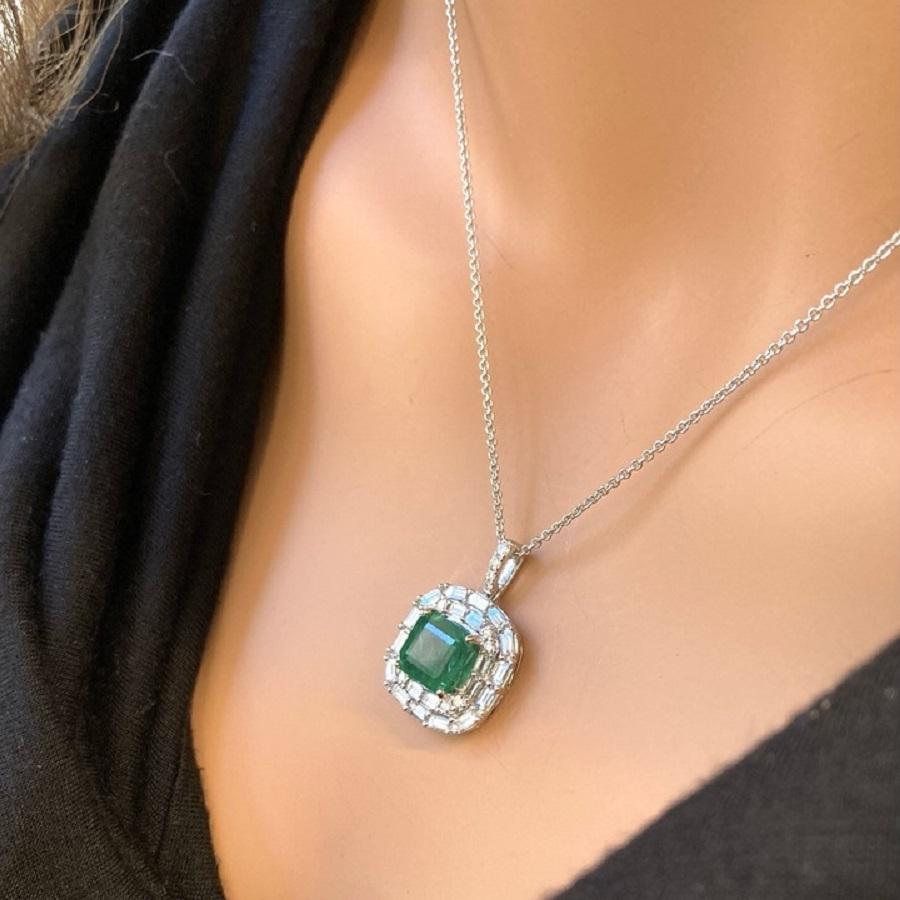 3.75 Carat Square Emerald Shape Green Emerald & Diamond Pendants In 18k White Go In New Condition For Sale In Chicago, IL